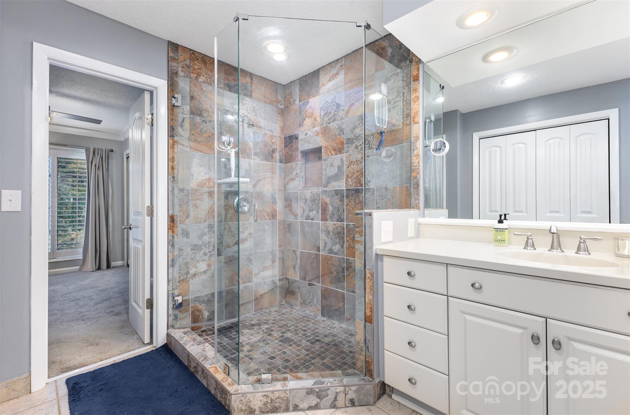 River Hills - Residential