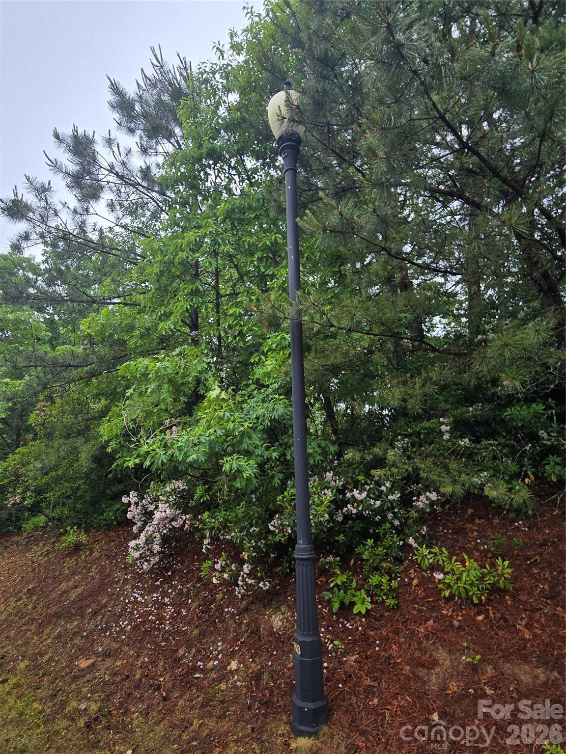 Straus Park - Land