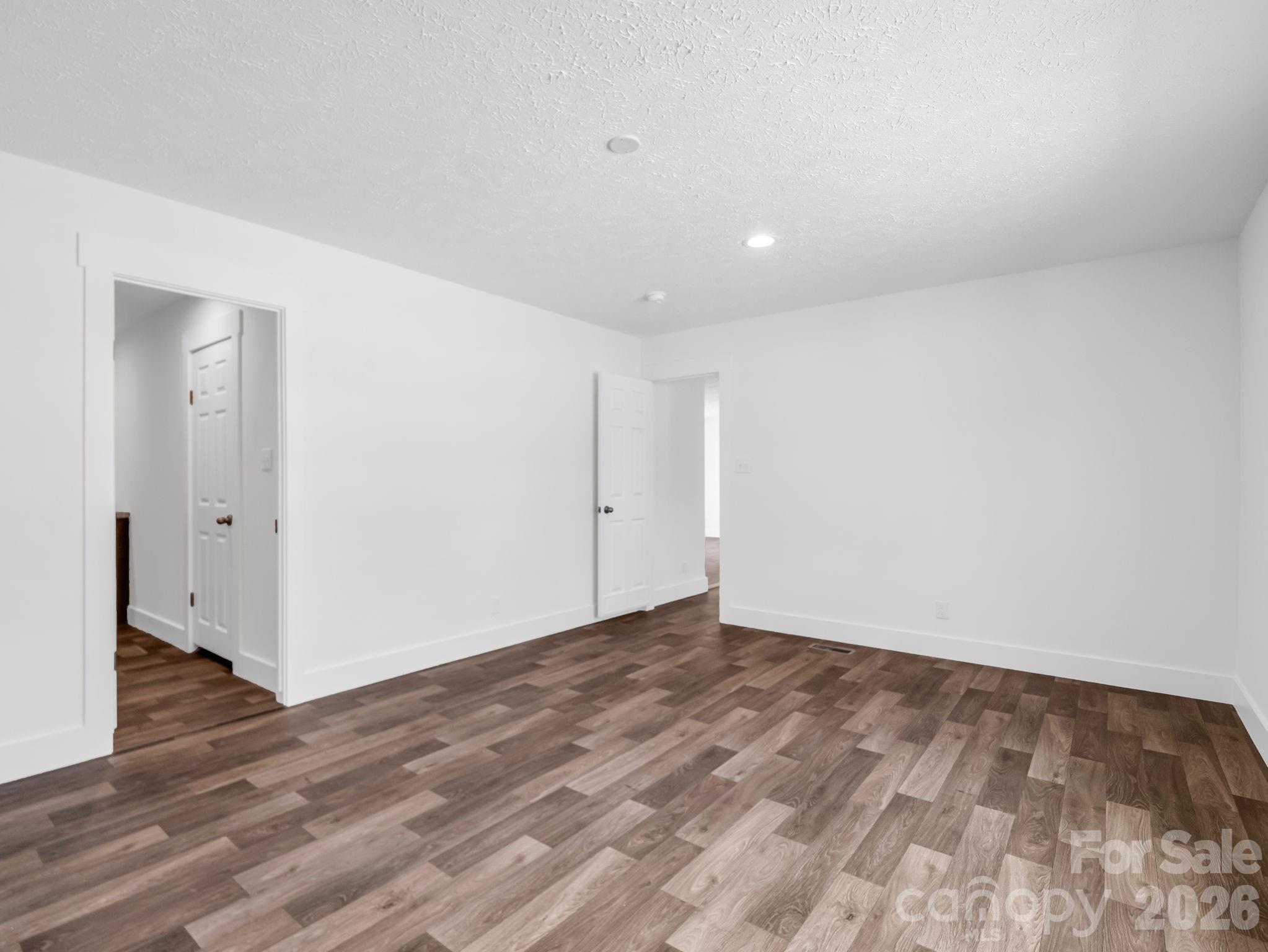 Old  Mill Haven - Residential