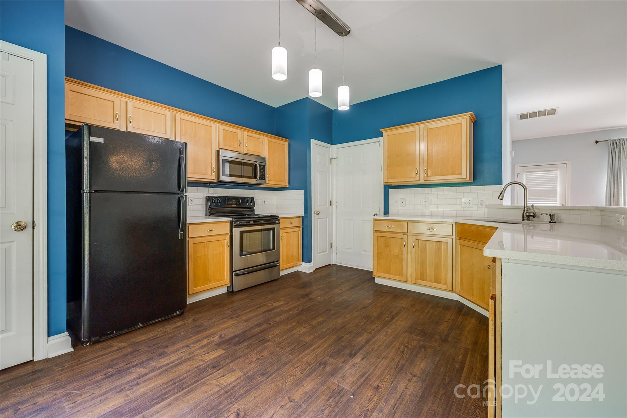 Loren Farms - Residential Lease