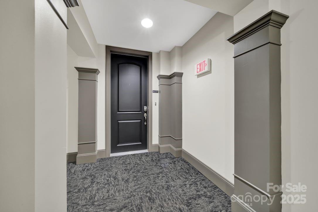 4620 Piedmont Row Drive 613