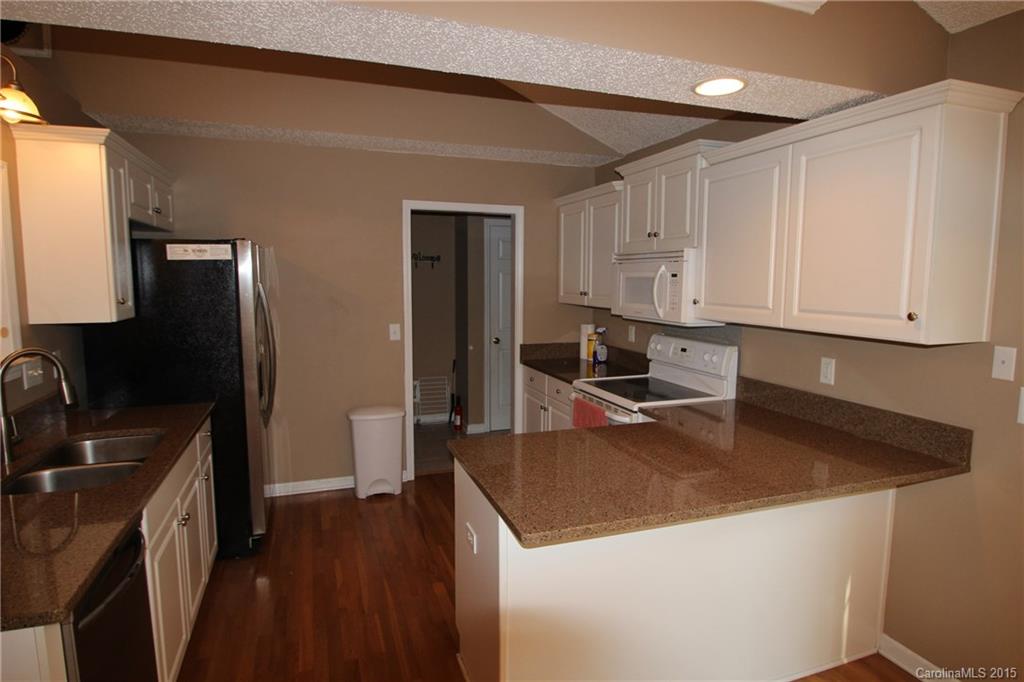 Hallmark Glen - Residential