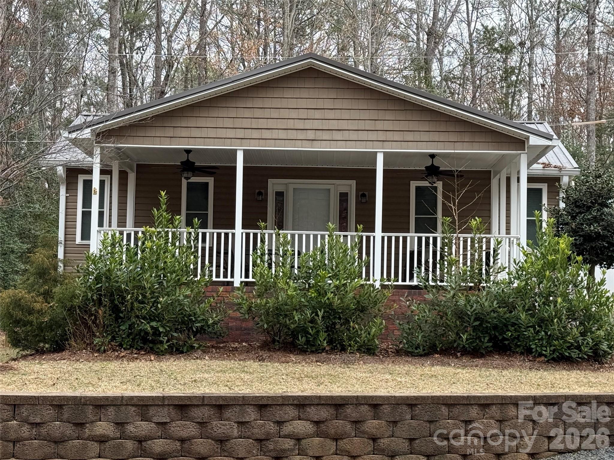 Twin Harbor - Residential