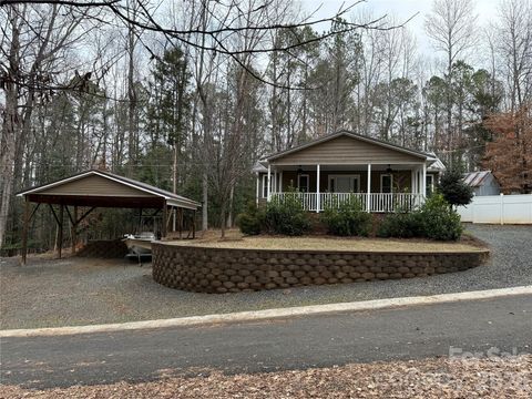 Photo of 110 Indian Harbor Circle #E237/238, Mount Gilead, NC 27306 (MLS # 4349072)