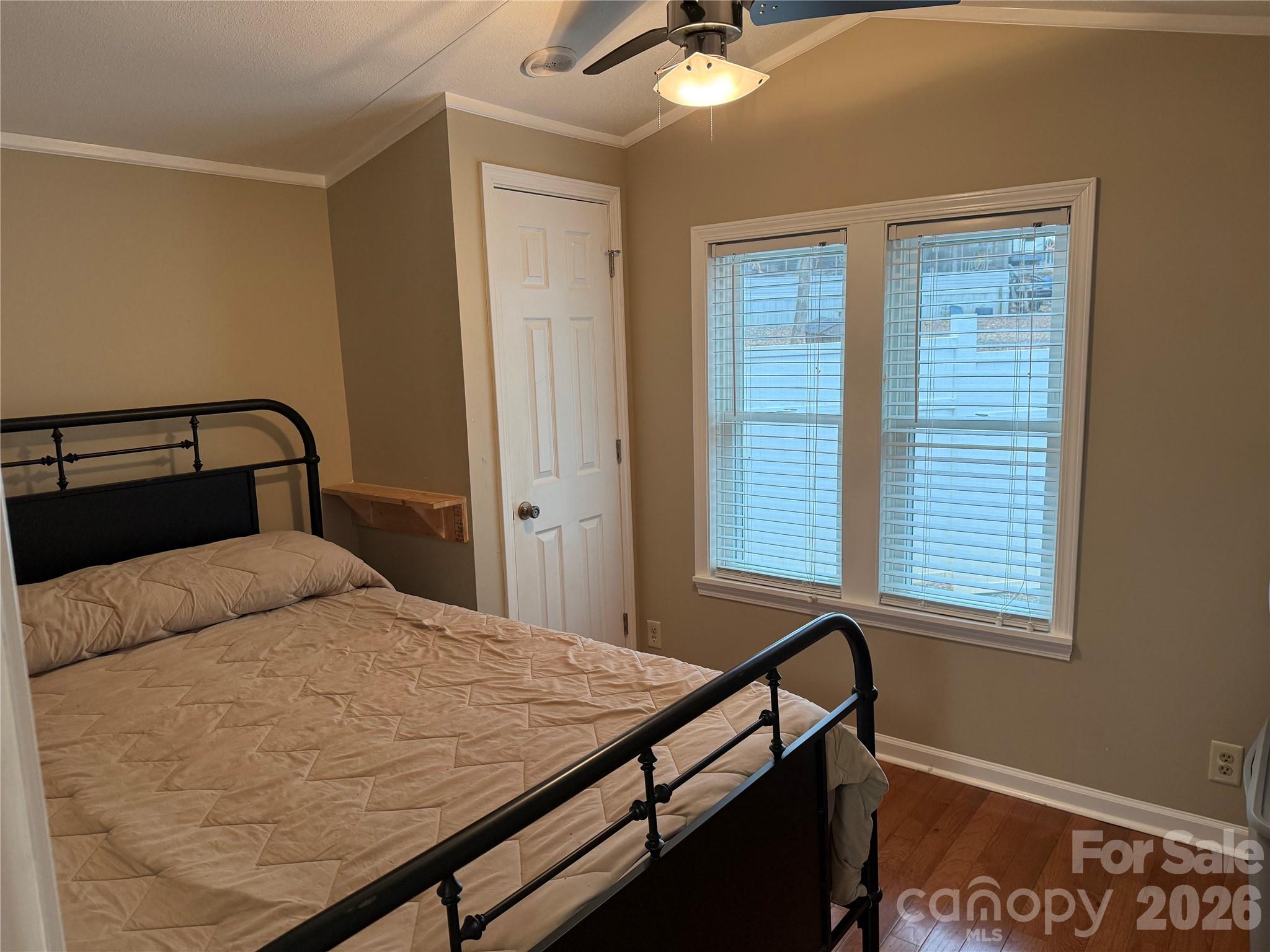 Twin Harbor - Residential