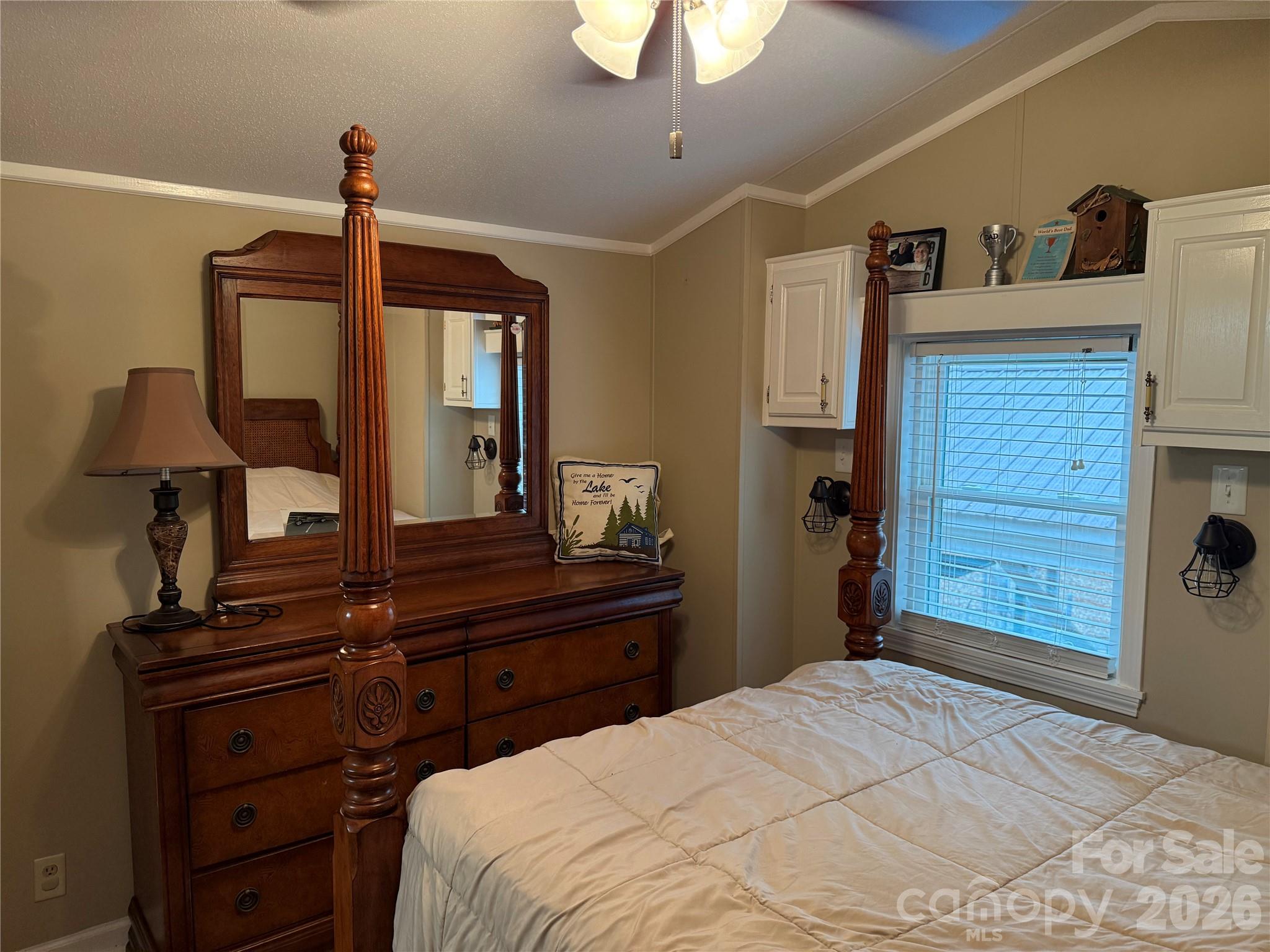 Twin Harbor - Residential