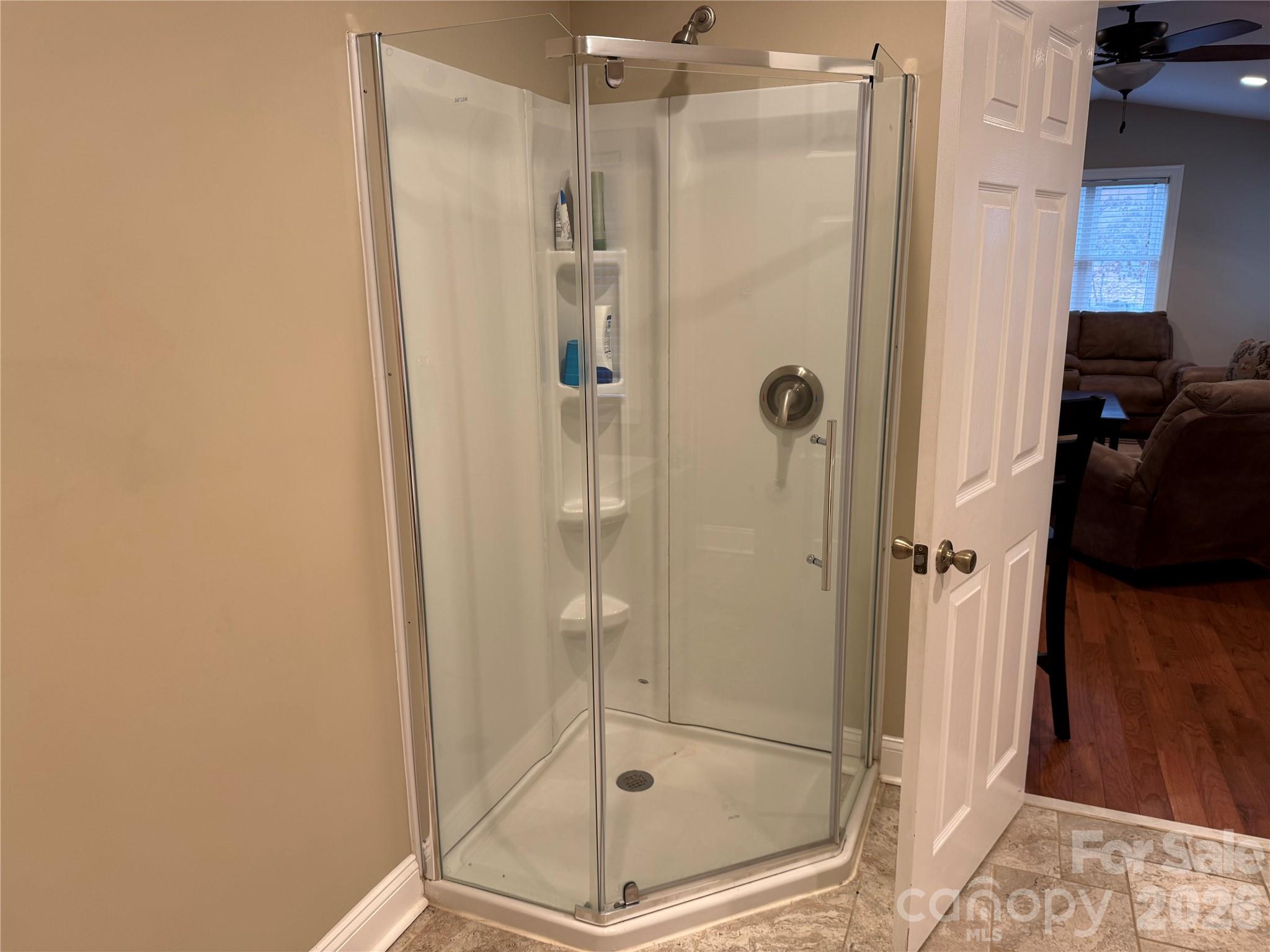 Twin Harbor - Residential