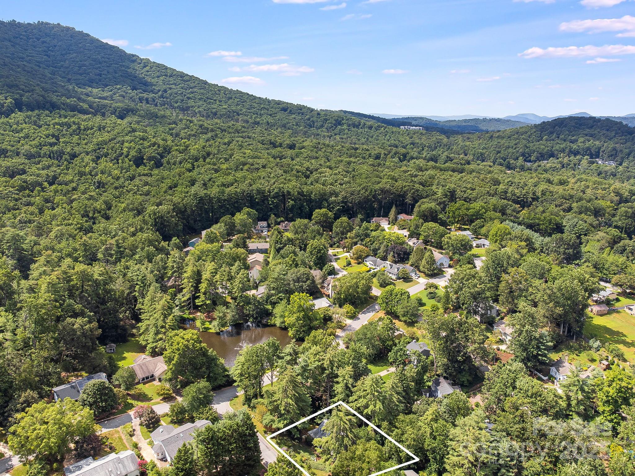 127 Forest Lake Drive