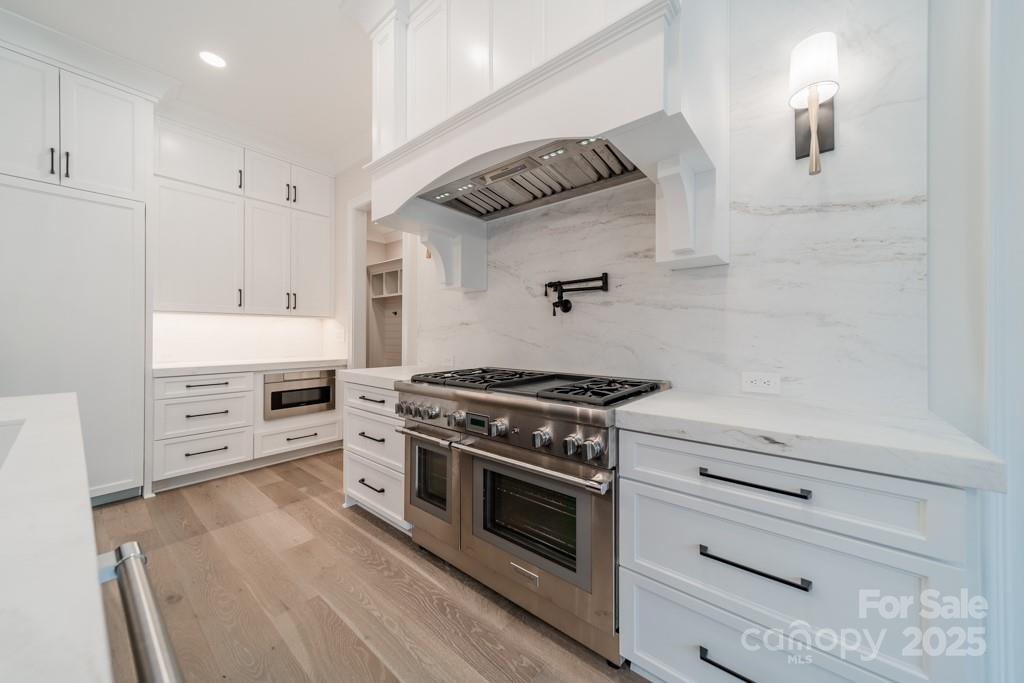 Twin Lakes - Residential