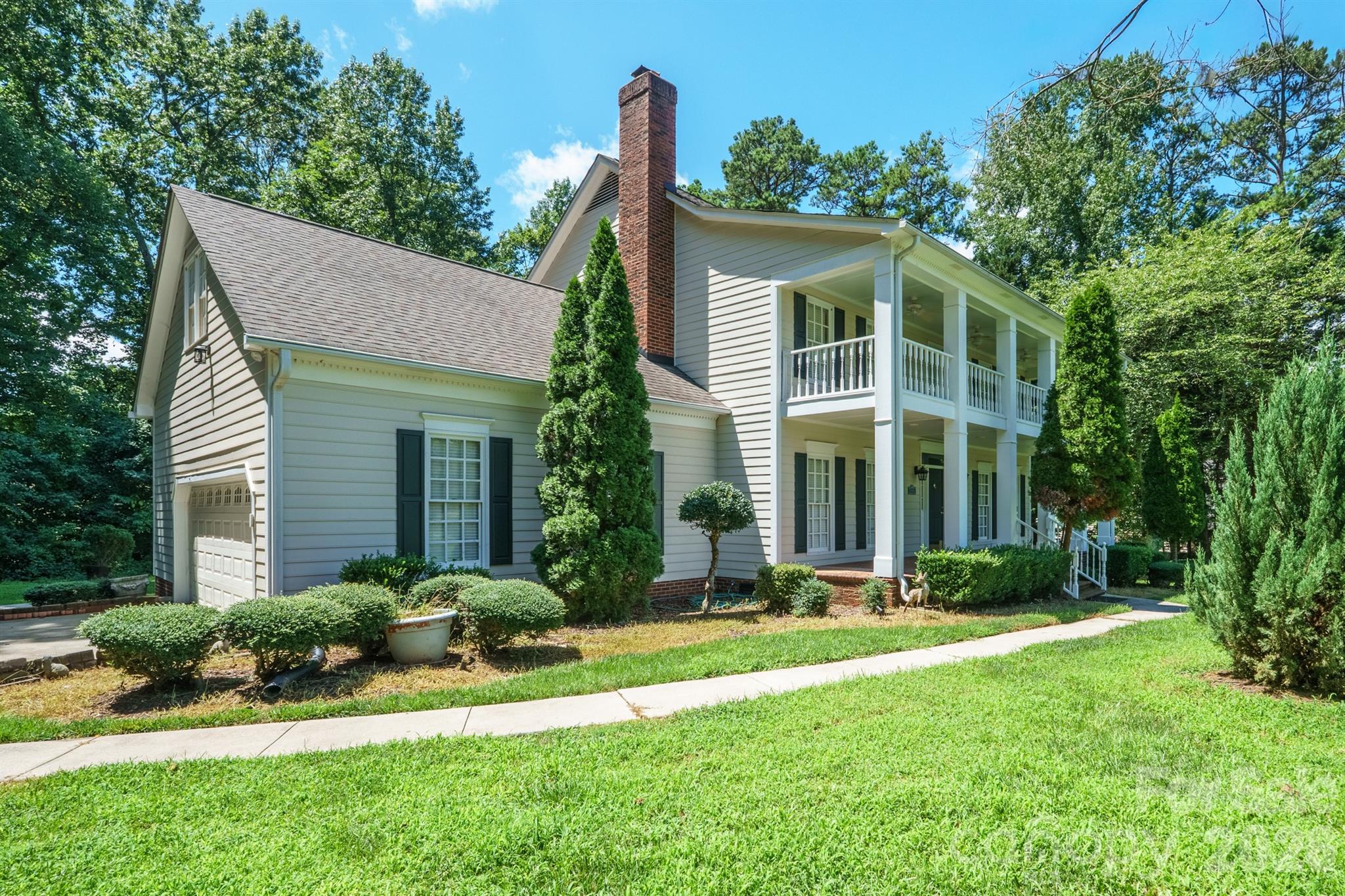7000 Hollow Oak Drive