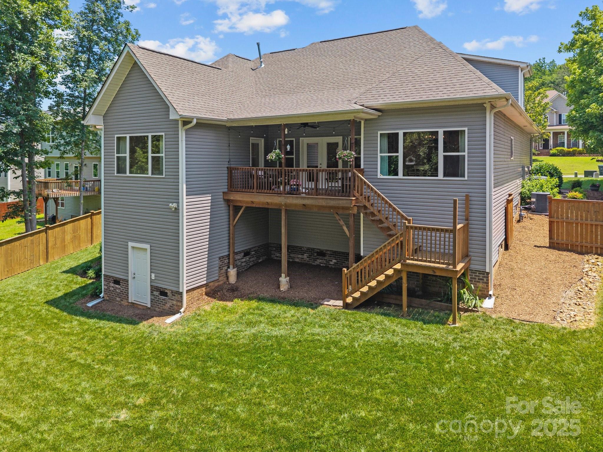 3633 Longpond Lane