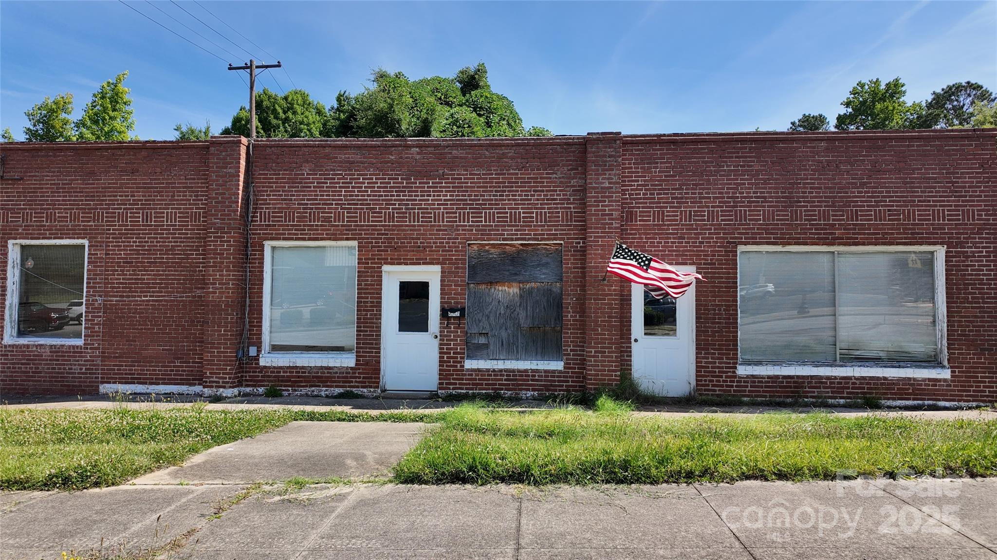 215 Dearborn Street