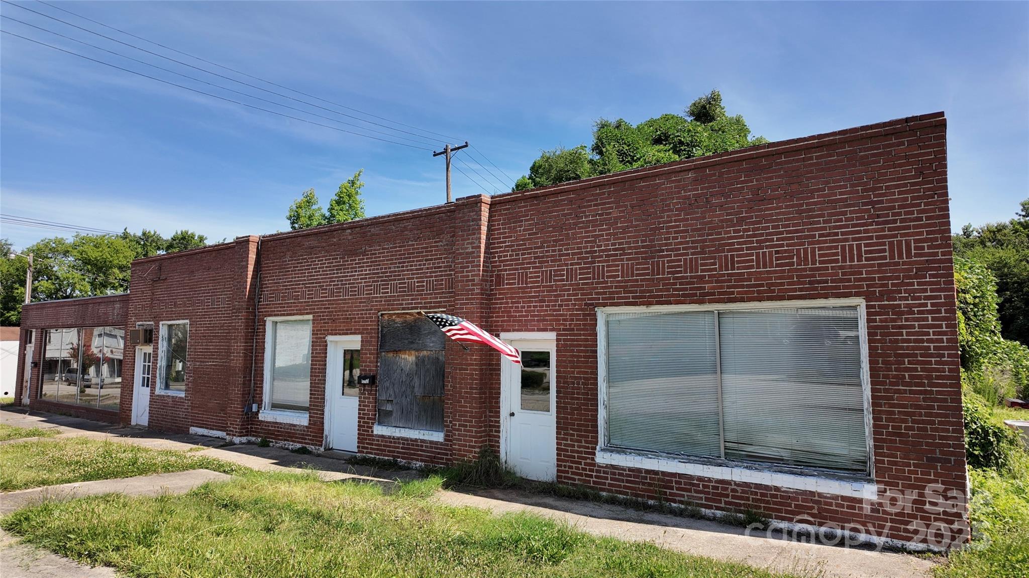 215 Dearborn Street