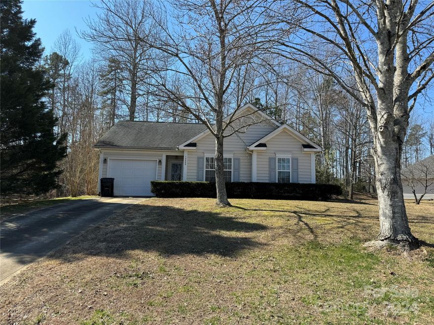 1-story, private cul-de-sac, traditional ranch that features open floor plan, 3-bdms, 2-full baths & 1-car garage. Pergo flooring throughout the home. The great room offers: wood burning fireplace, cathedral ceiling & ceiling fan. The primary bedroom offers: cathedral ceiling, ceiling fan & walk-in closet. The new owner will enjoy the granite countertops in the kitchen.  The washer & dryer are located in the hall closet. The house has been very well maintained: Roof-2013, furnace-2018, air conditioner-2020 & hot water heater-2021. The seller is leaving the refrigerator, washer & dryer. Please note that the neighborhood does not have an HOA or fees. Mecklenburg County property taxes only. Easy access to I-485 & multiple destinations. The storage building transfers "as is." 
***Thanks to everyone for their property interest.  We have received multiple offers.  The owner is calling for highest & best offers by 12:00 noon Monday (February 26).  Thank you again!