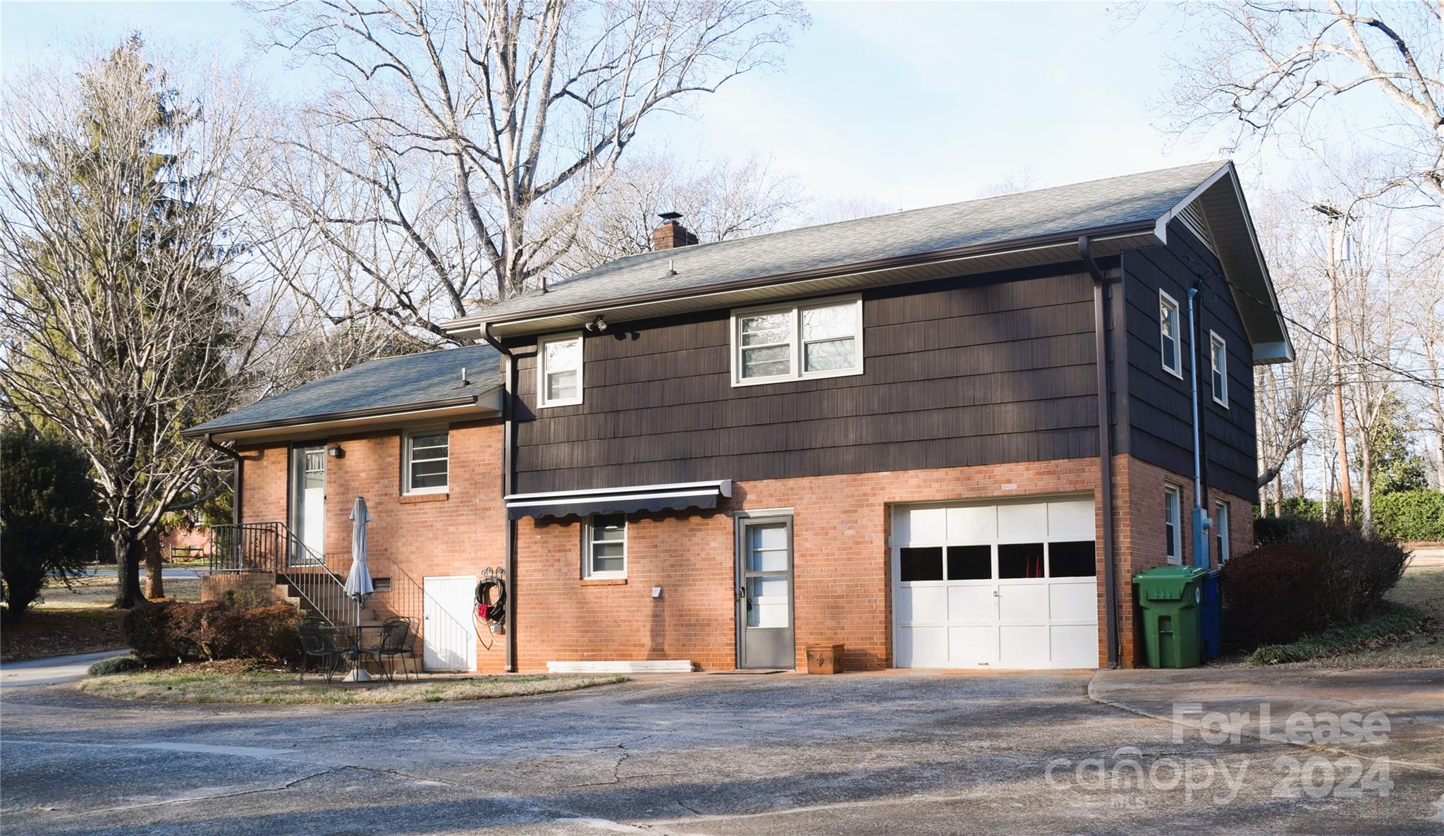 Lecho Park - Residential Lease