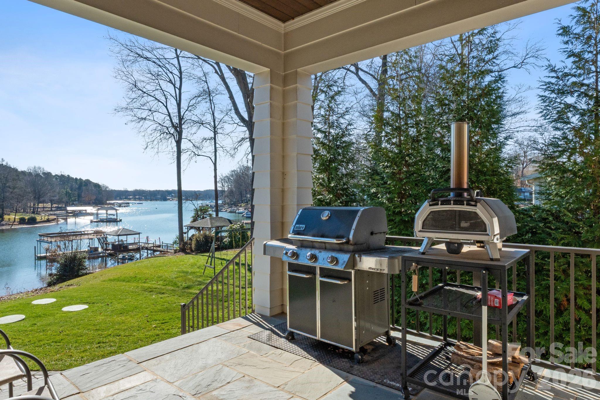 Regency Lake Village - Residential