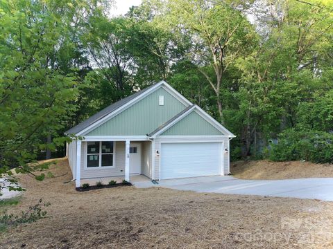 Photo of 214 Arizona Place NW, Concord, NC 28027 (MLS # 4366849)