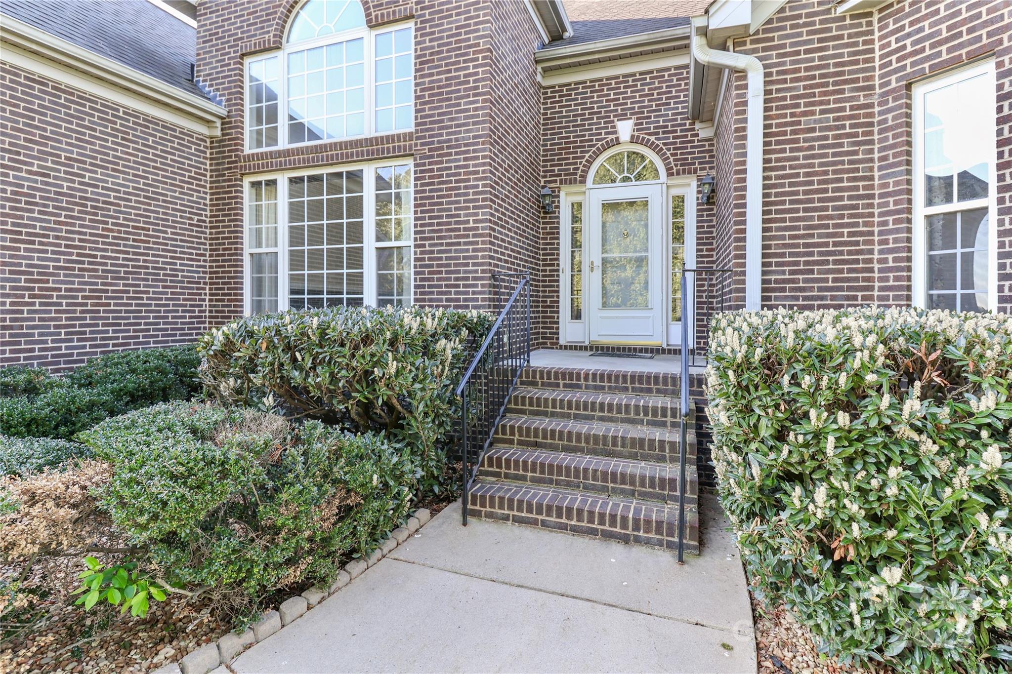 115 Players Park Circle