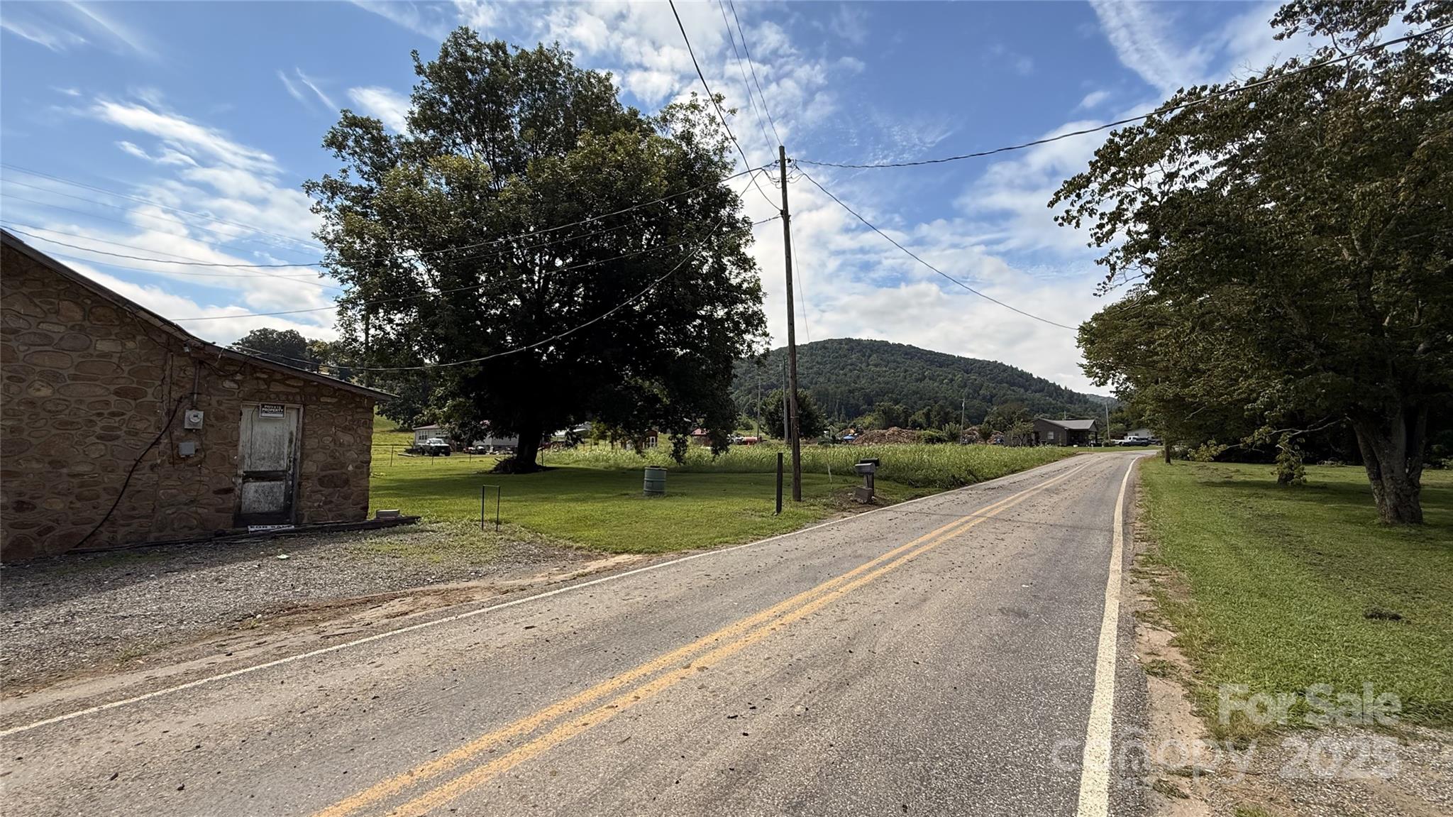 41 Upper Shut In Road
