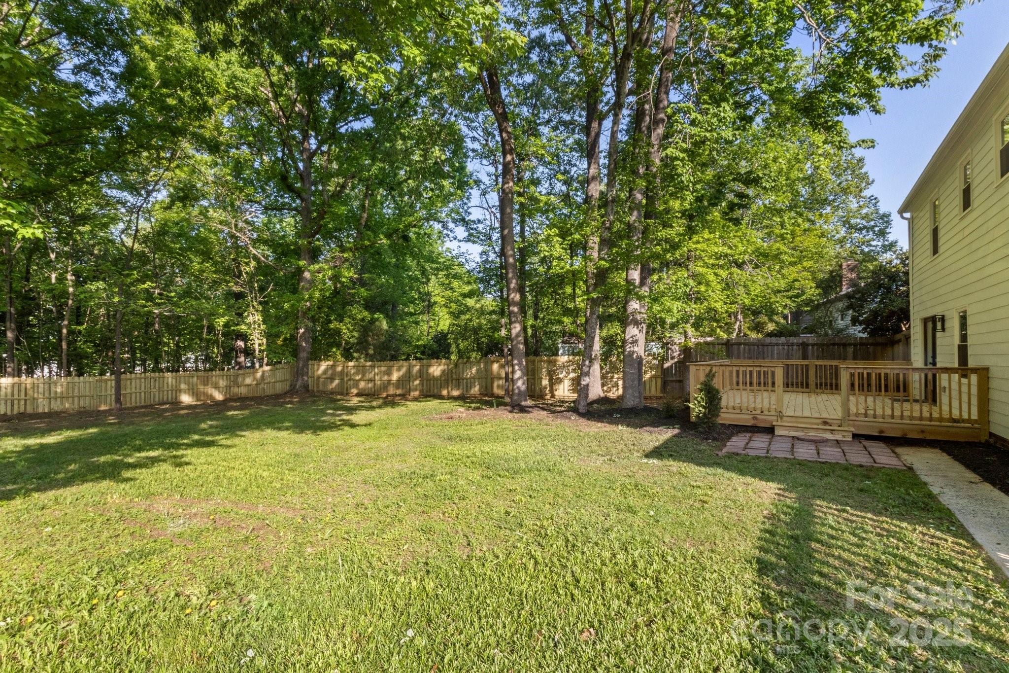 910 Lightwood Drive