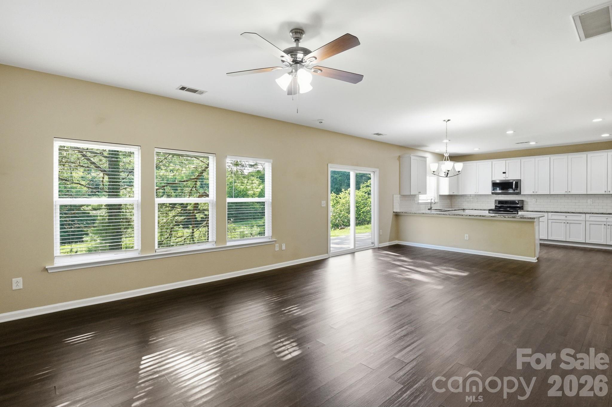9237 Seamill Road