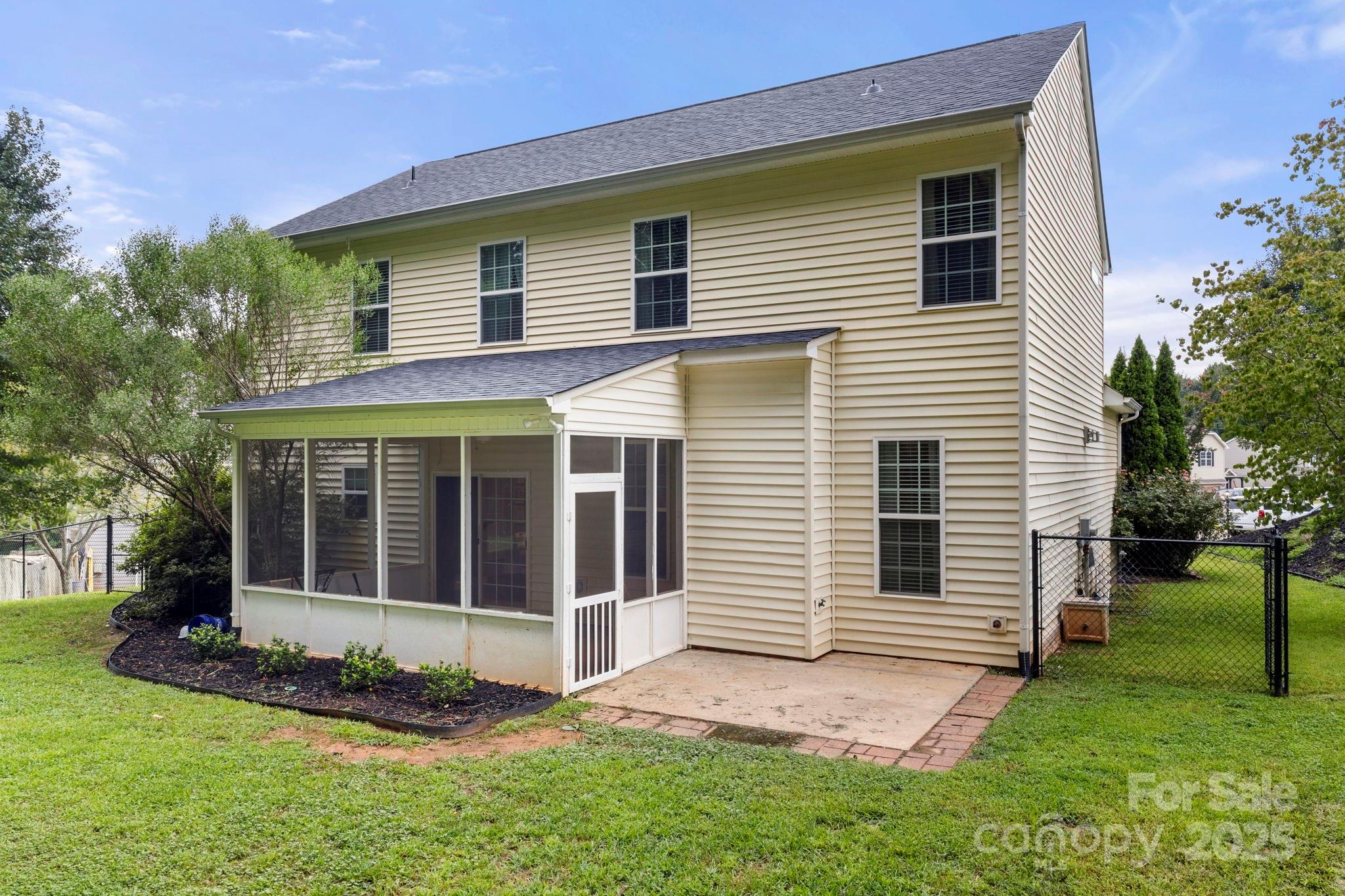 Faulkner Ridge - Residential