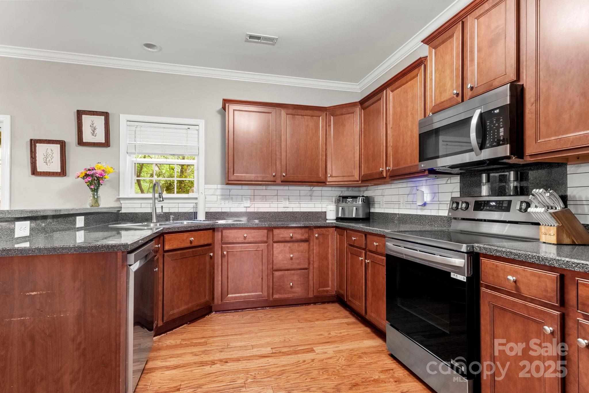 Faulkner Ridge - Residential