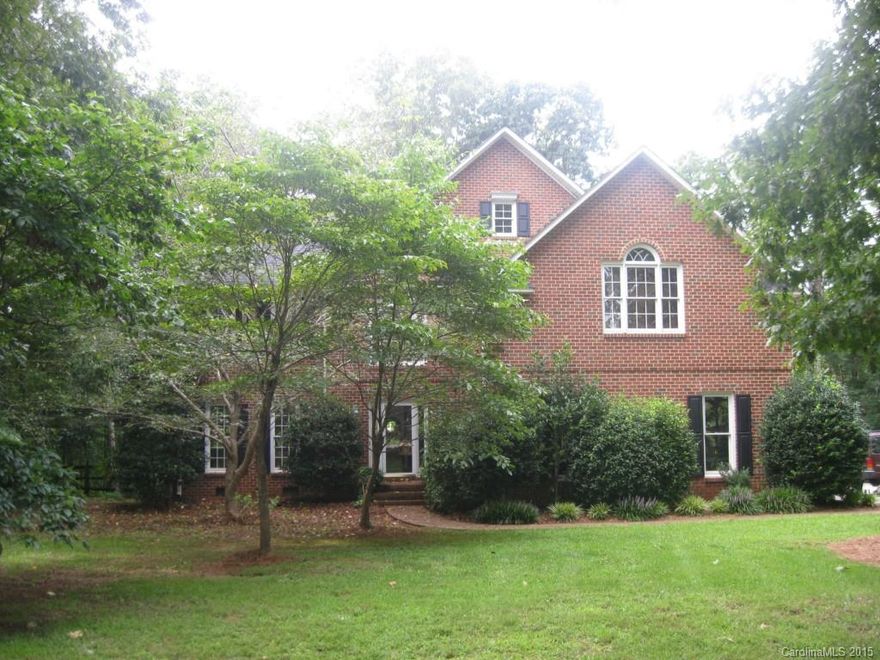 DYNAMIC TWOSTORY GR w/FP AND BUILT-INS! Formal LR & DR (currently used as den and office). Custom KT with island. Spacious bedrooms. Screen porch, inground pool & fenced yard. New roof 2013. Meandering creek. Note lot size!! Area qualifies for 100% USDA financing.