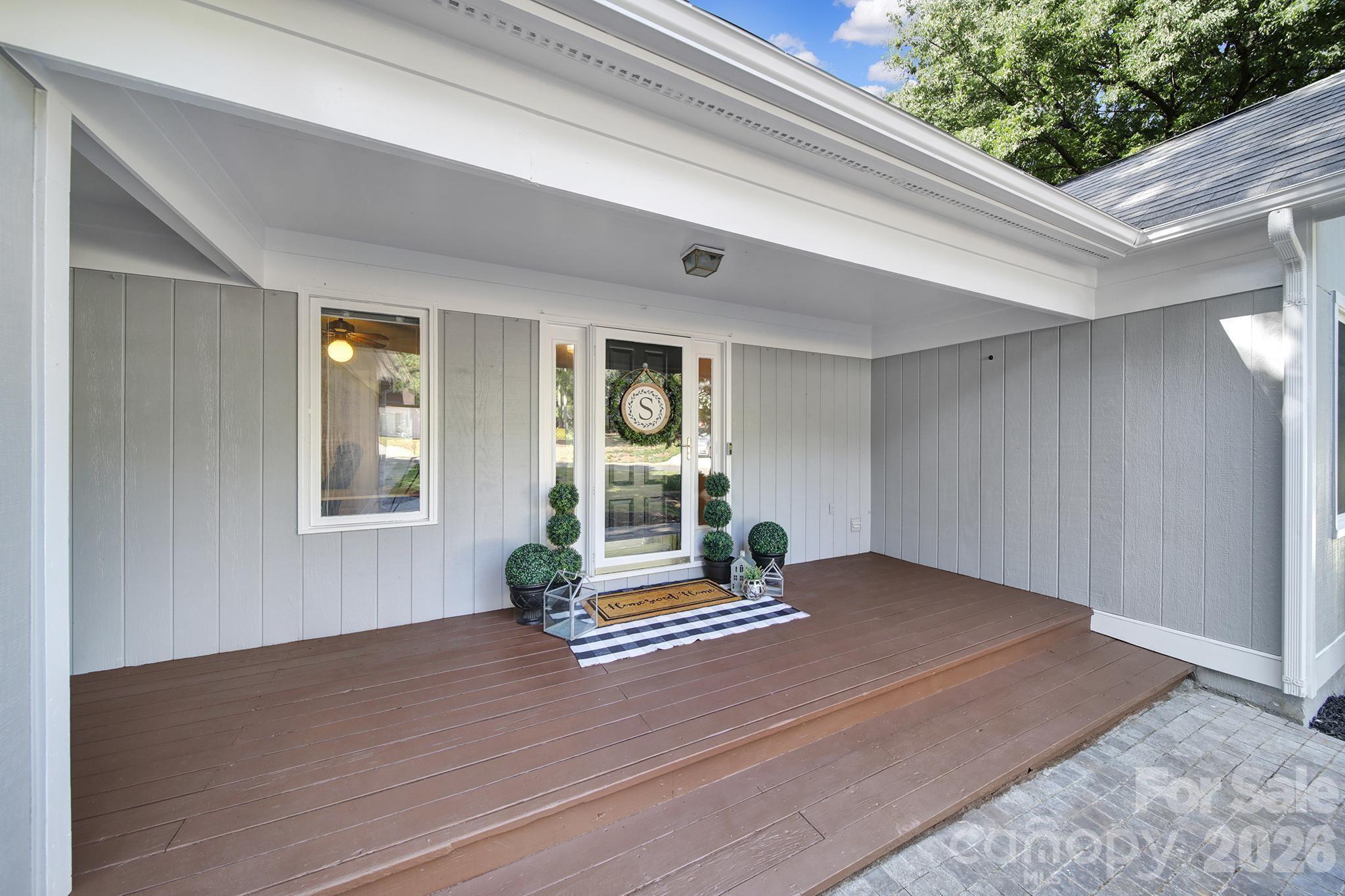 Tega Cay - Residential