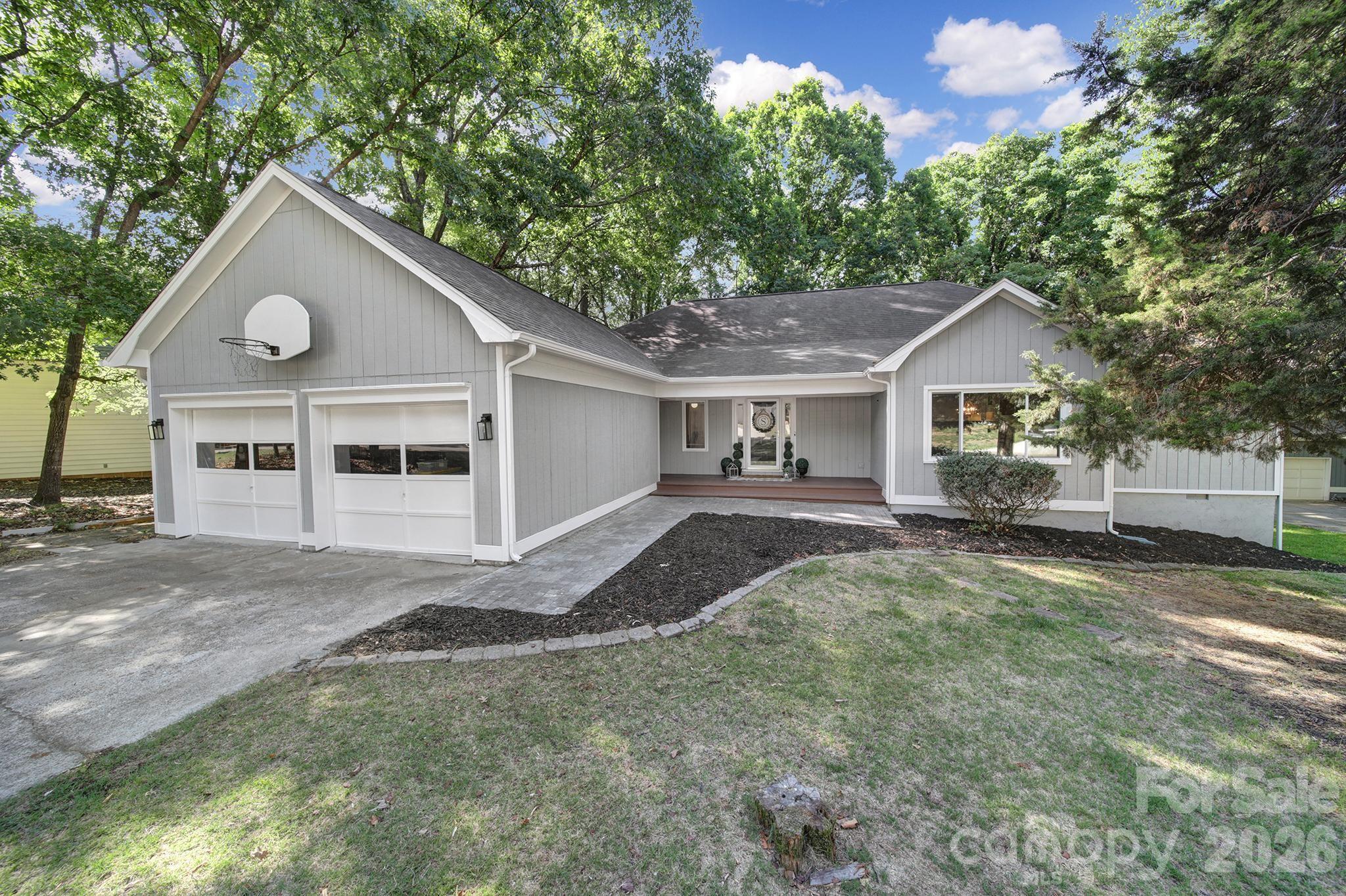Tega Cay - Residential