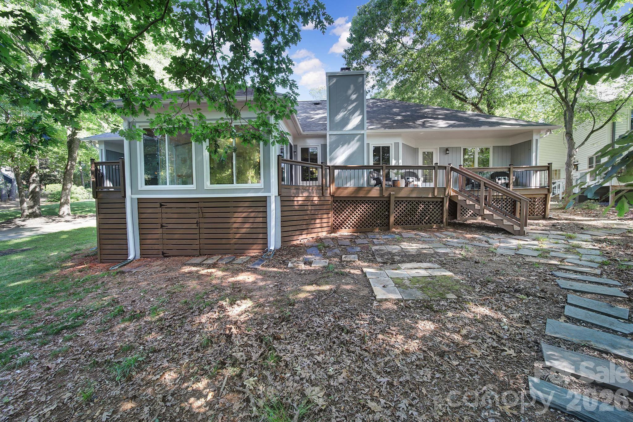 Tega Cay - Residential