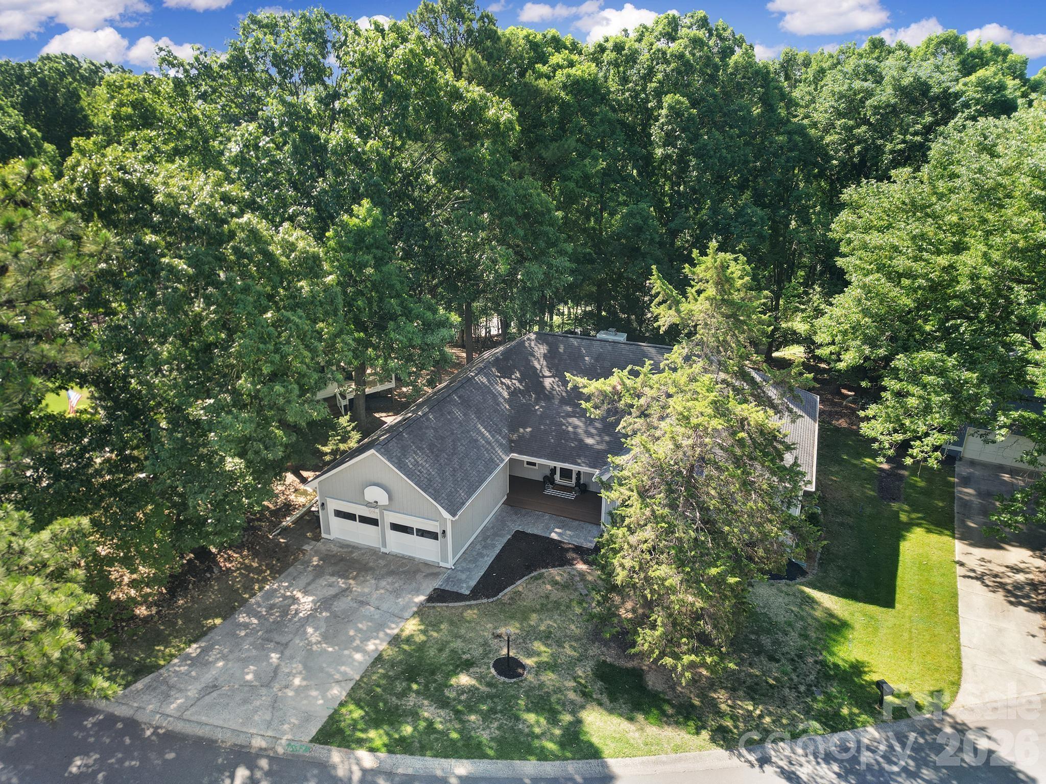 Tega Cay - Residential