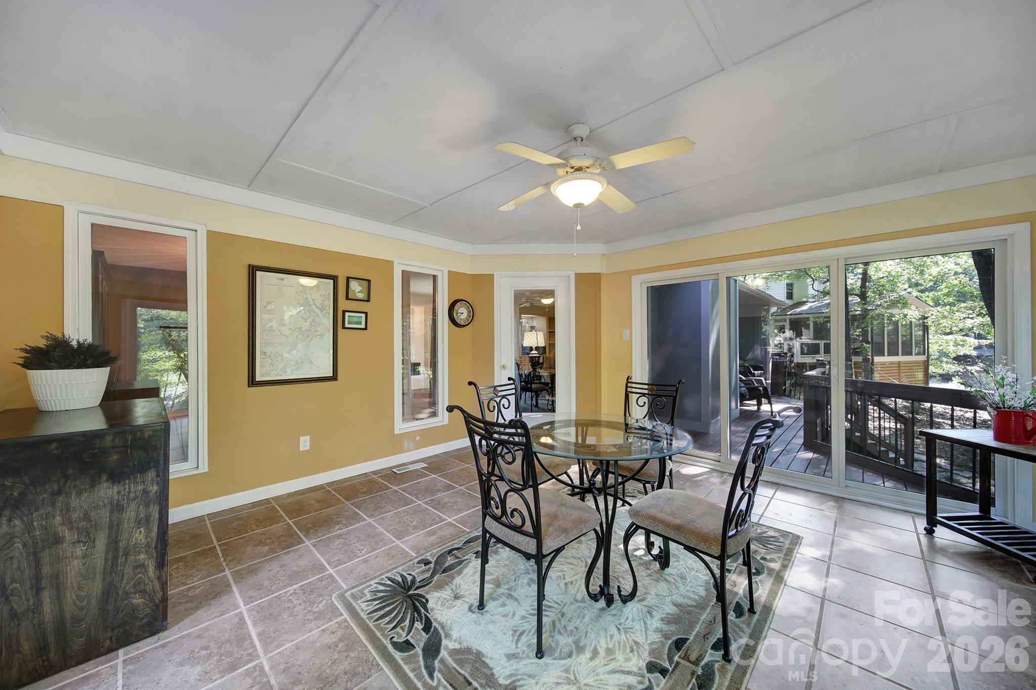 Tega Cay - Residential