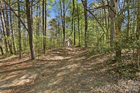 6554 camp meeting Road Connelly Springs NC 28612