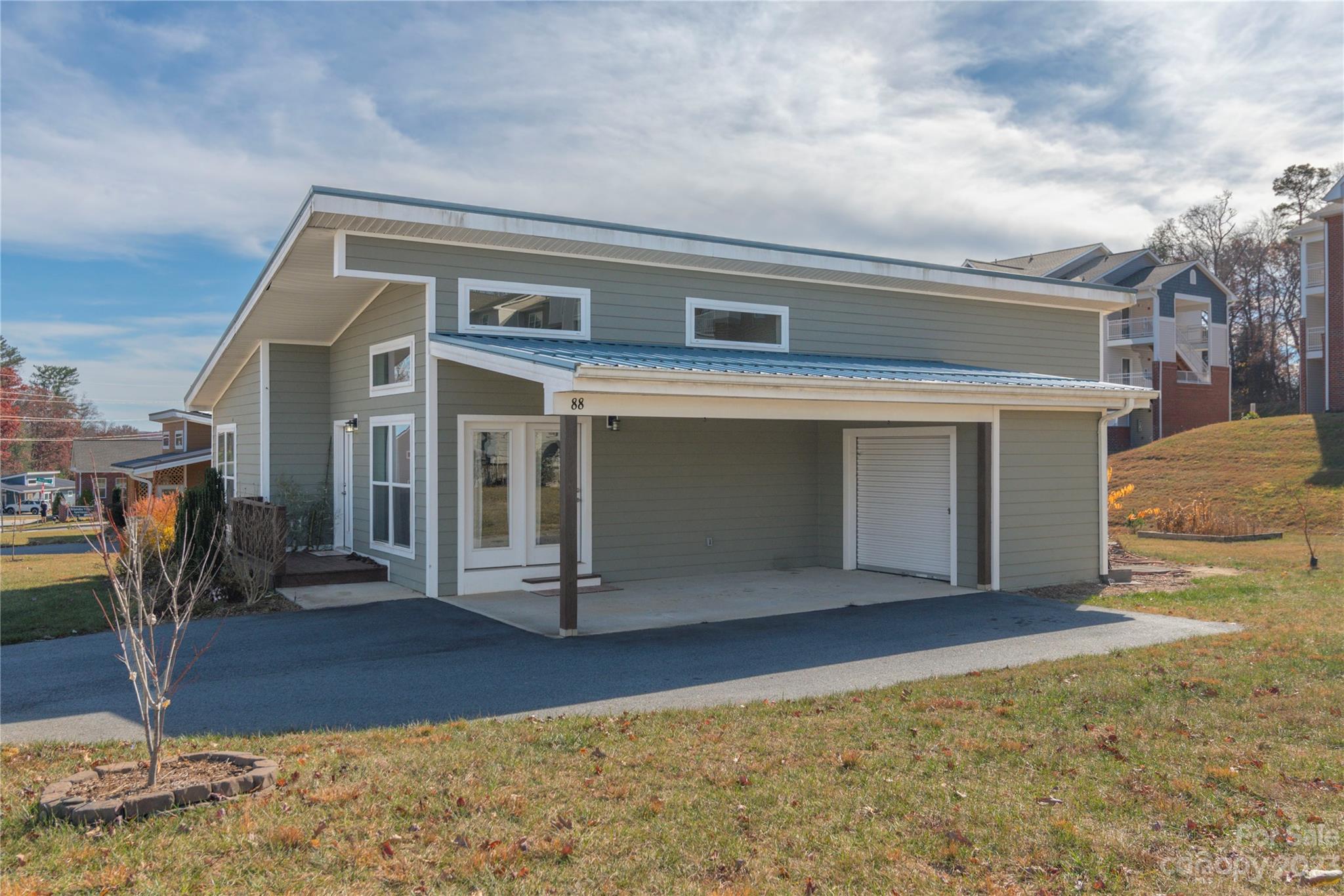 Oklawaha Village - Residential