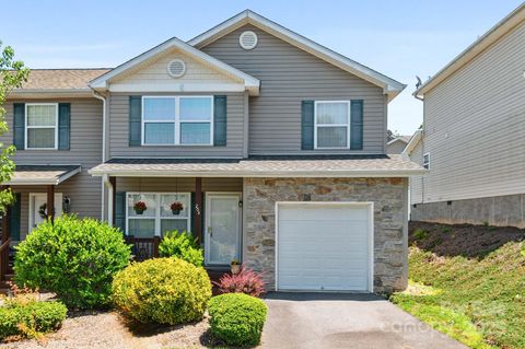 204 Pembrook Road Swannanoa NC 28778