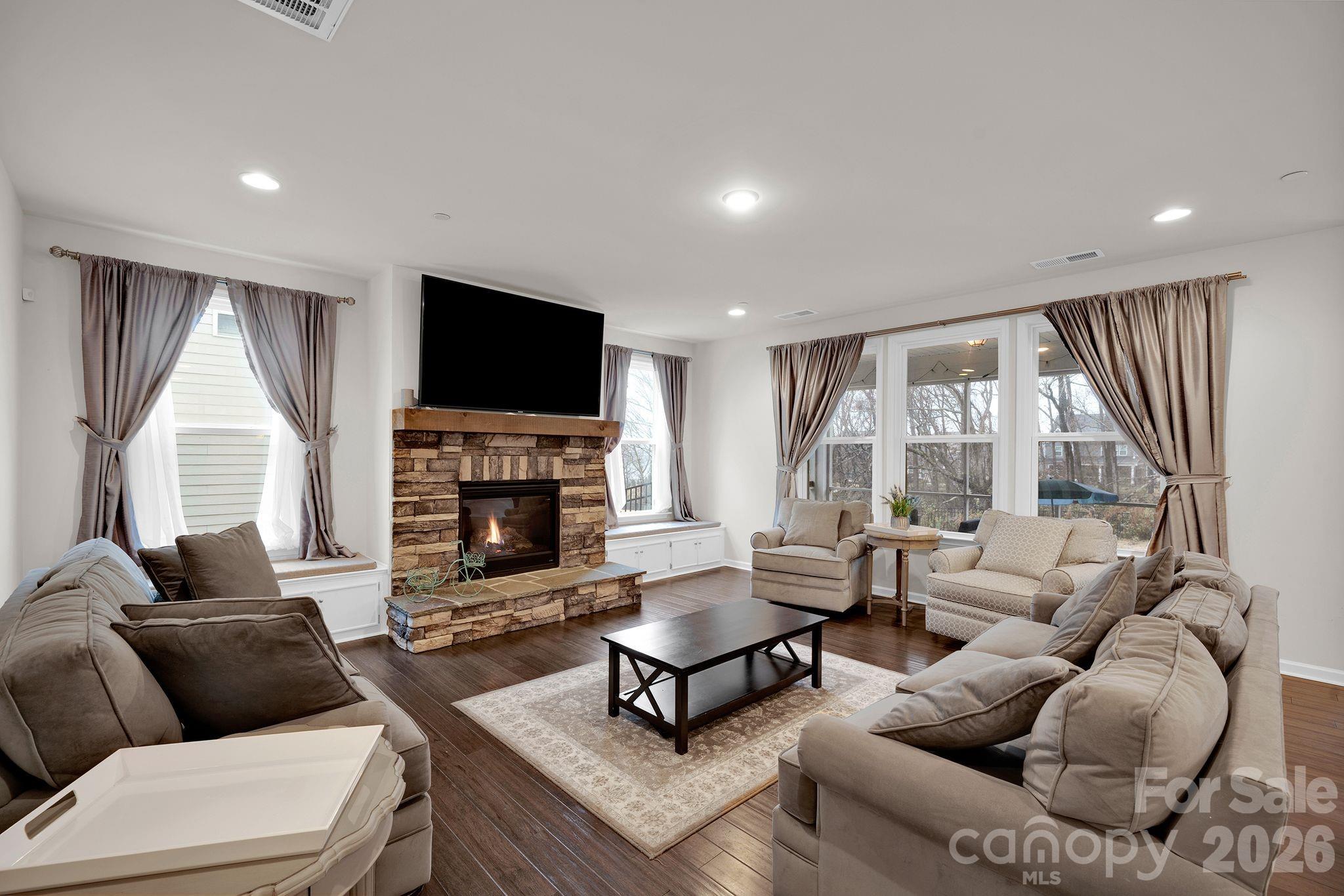 Allen Mills - Residential