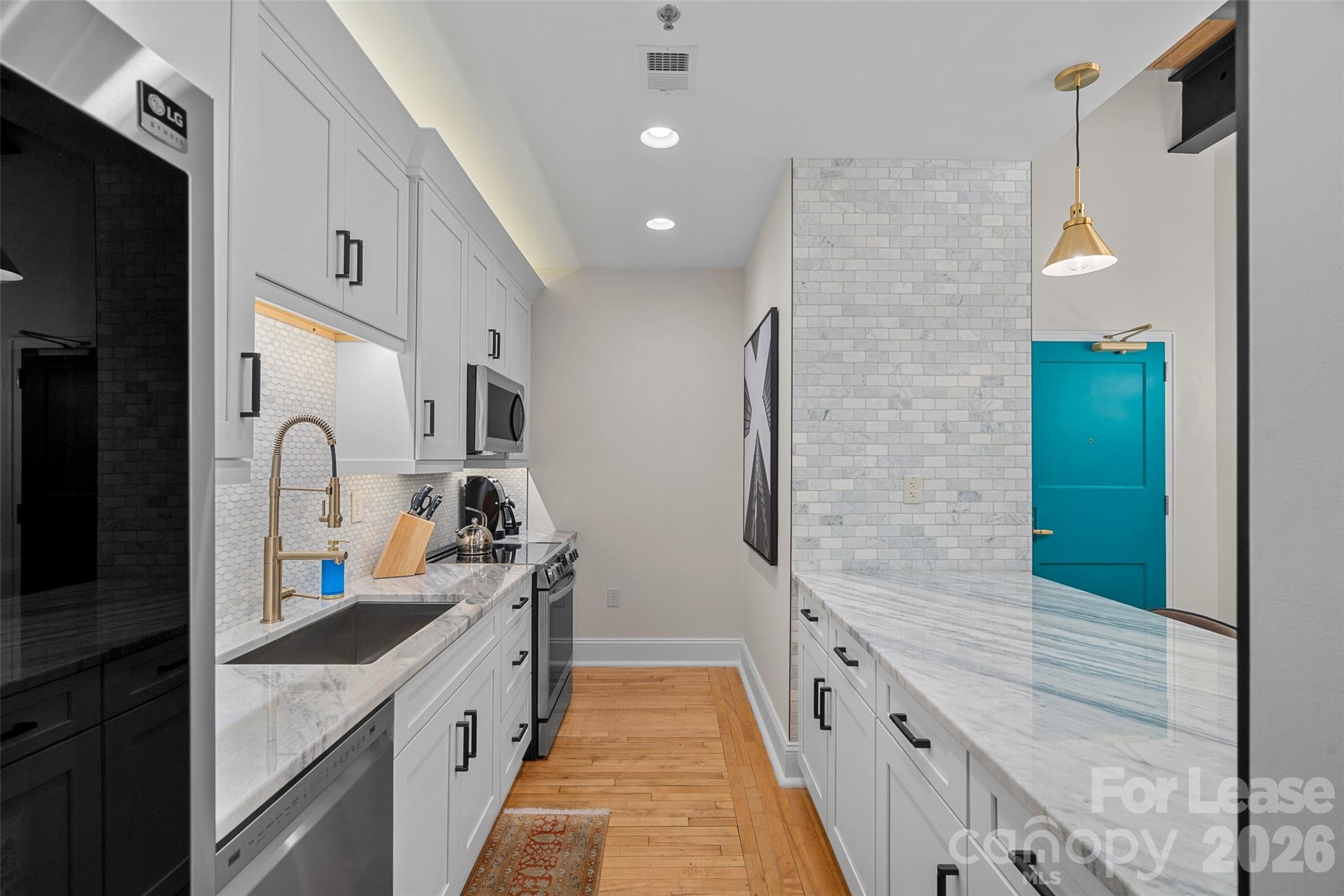 310 Arlington Avenue 205