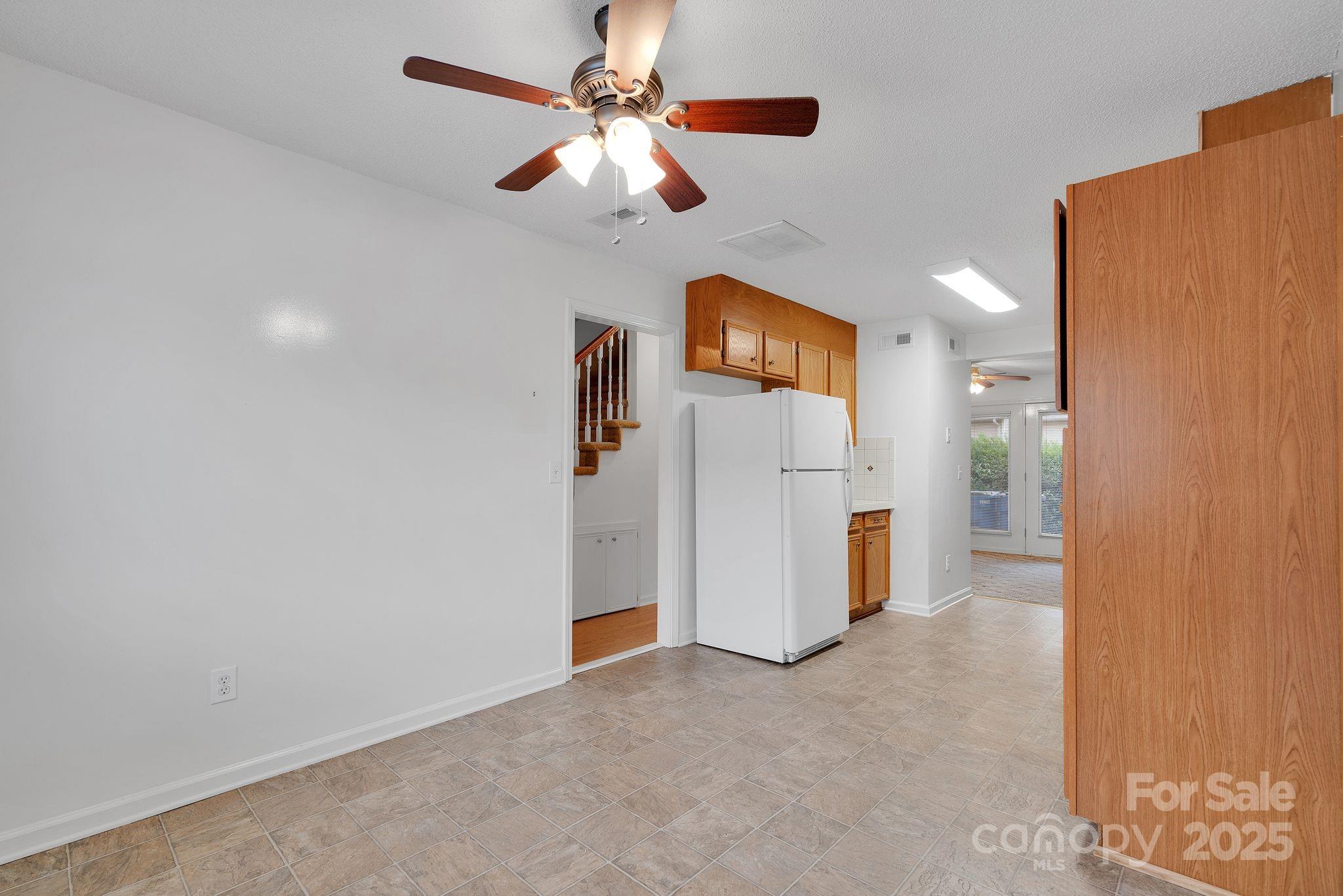 White Oak Manor - Residential