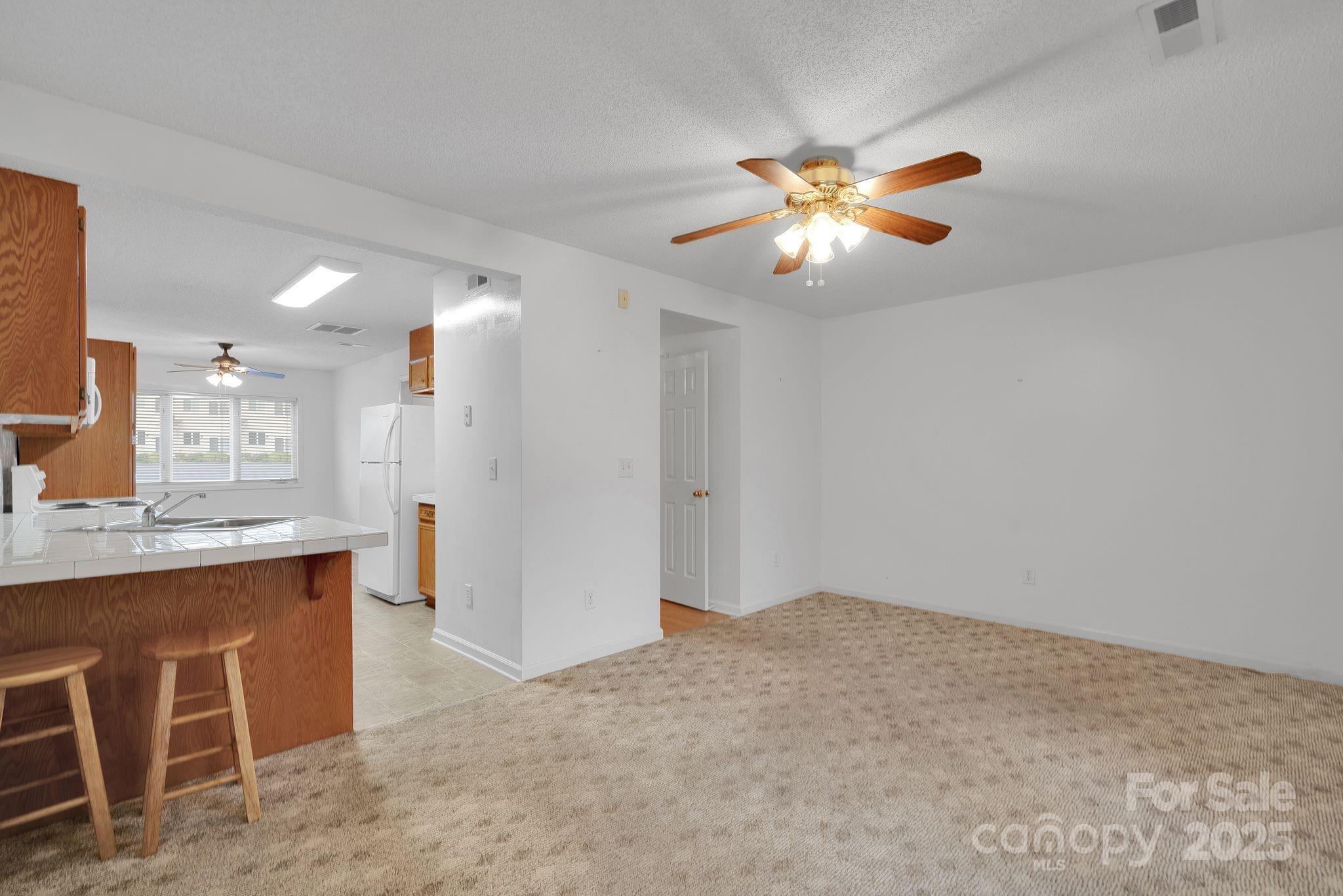 White Oak Manor - Residential