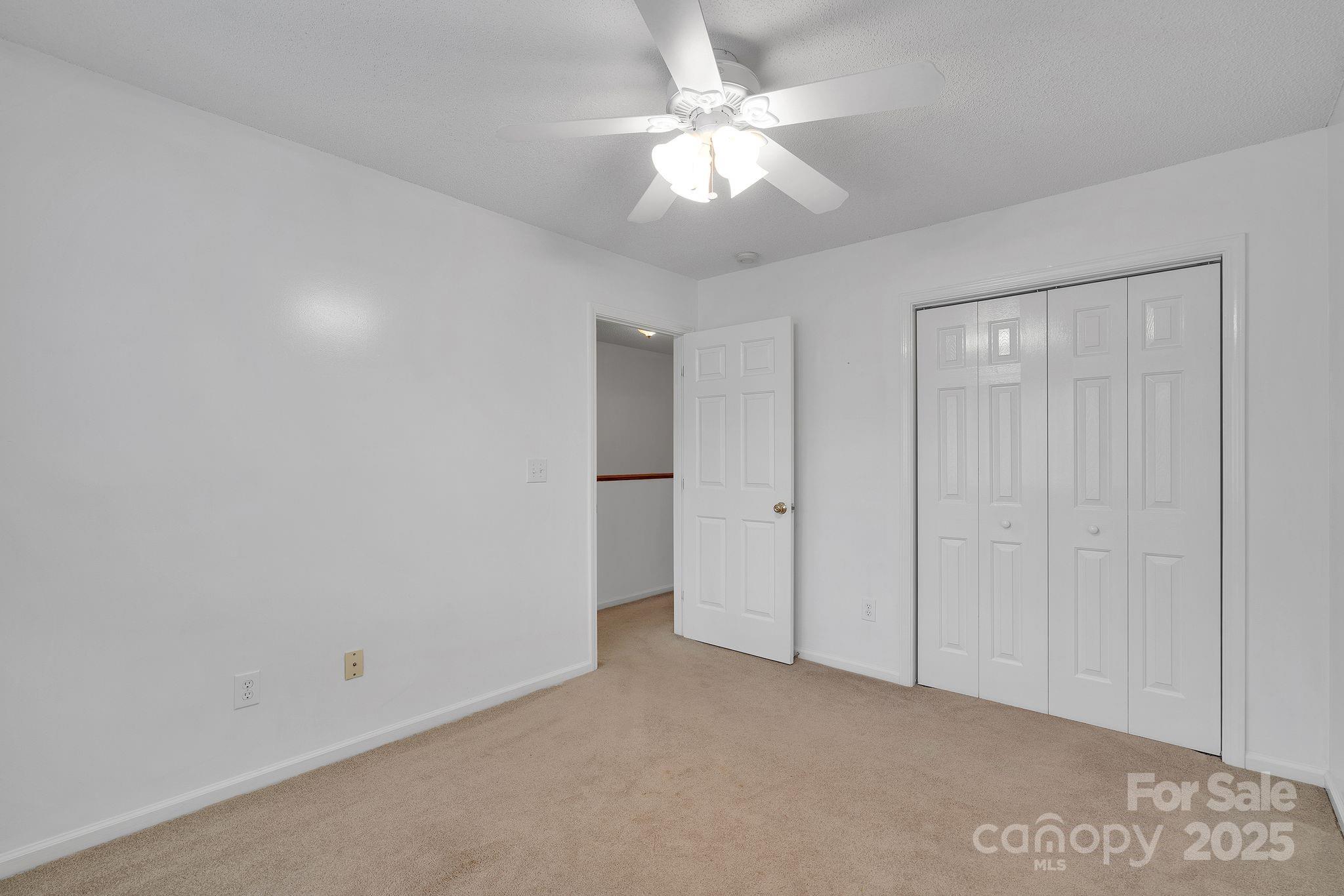 White Oak Manor - Residential