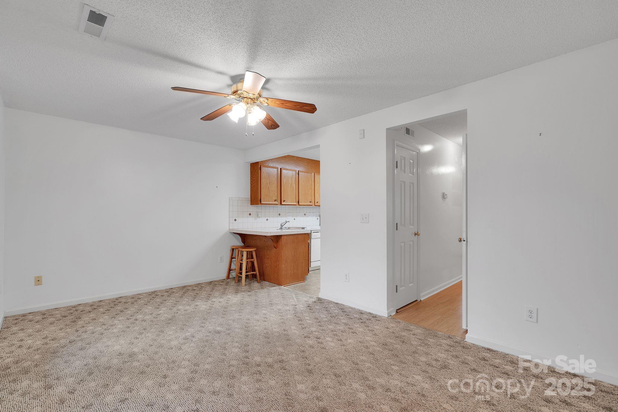 White Oak Manor - Residential