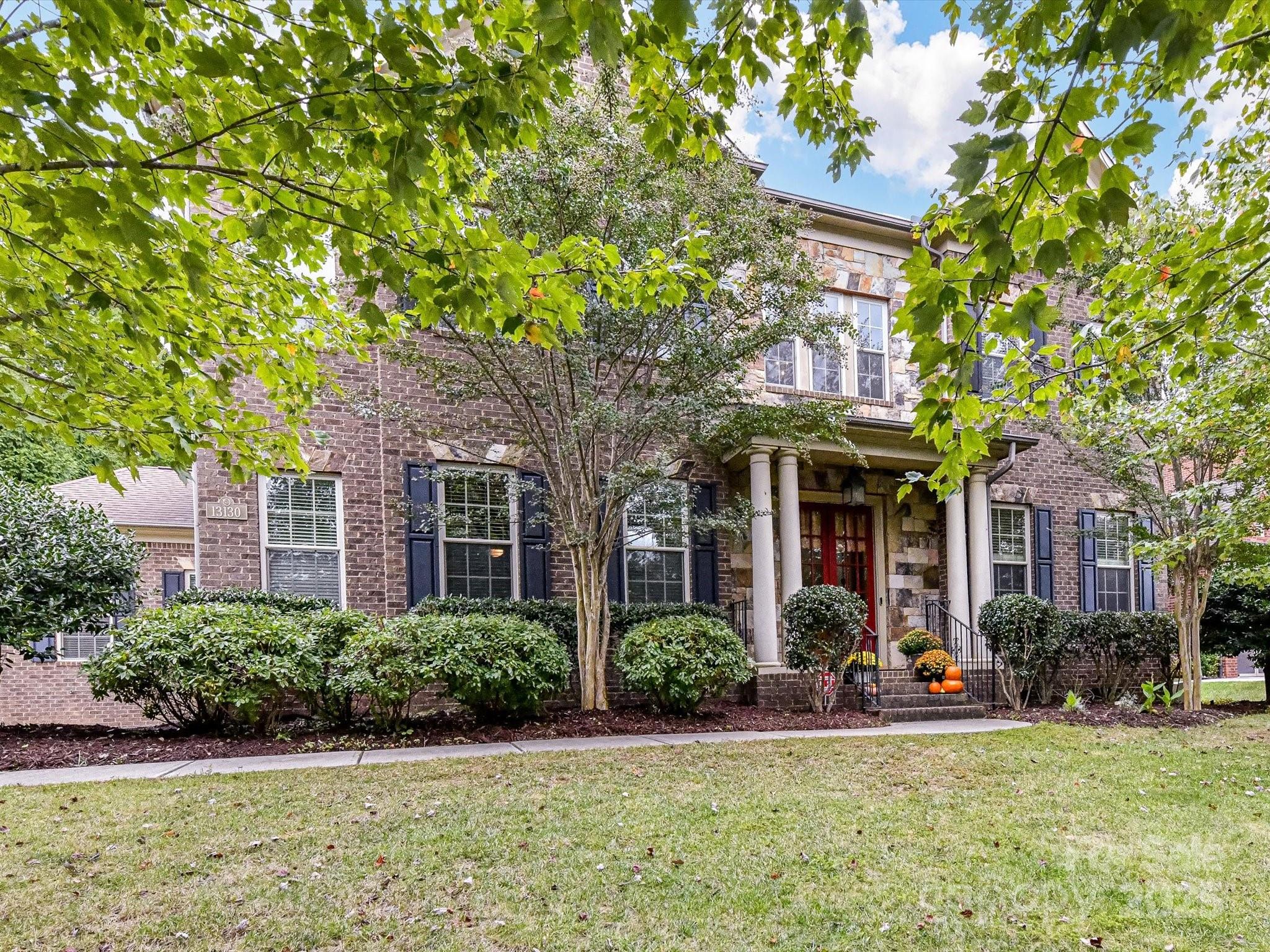 13130 Long Common Parkway