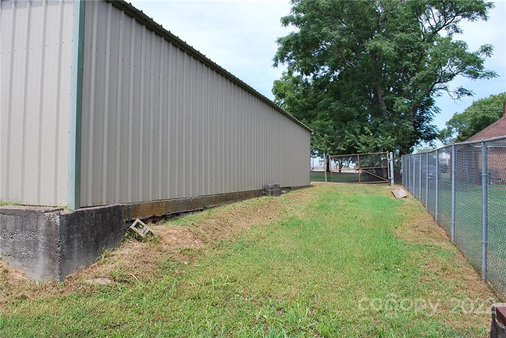 204 N Oakland Avenue