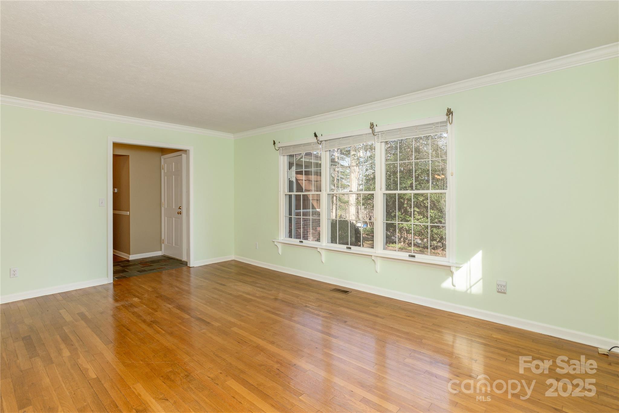 871 Indian Hill Road