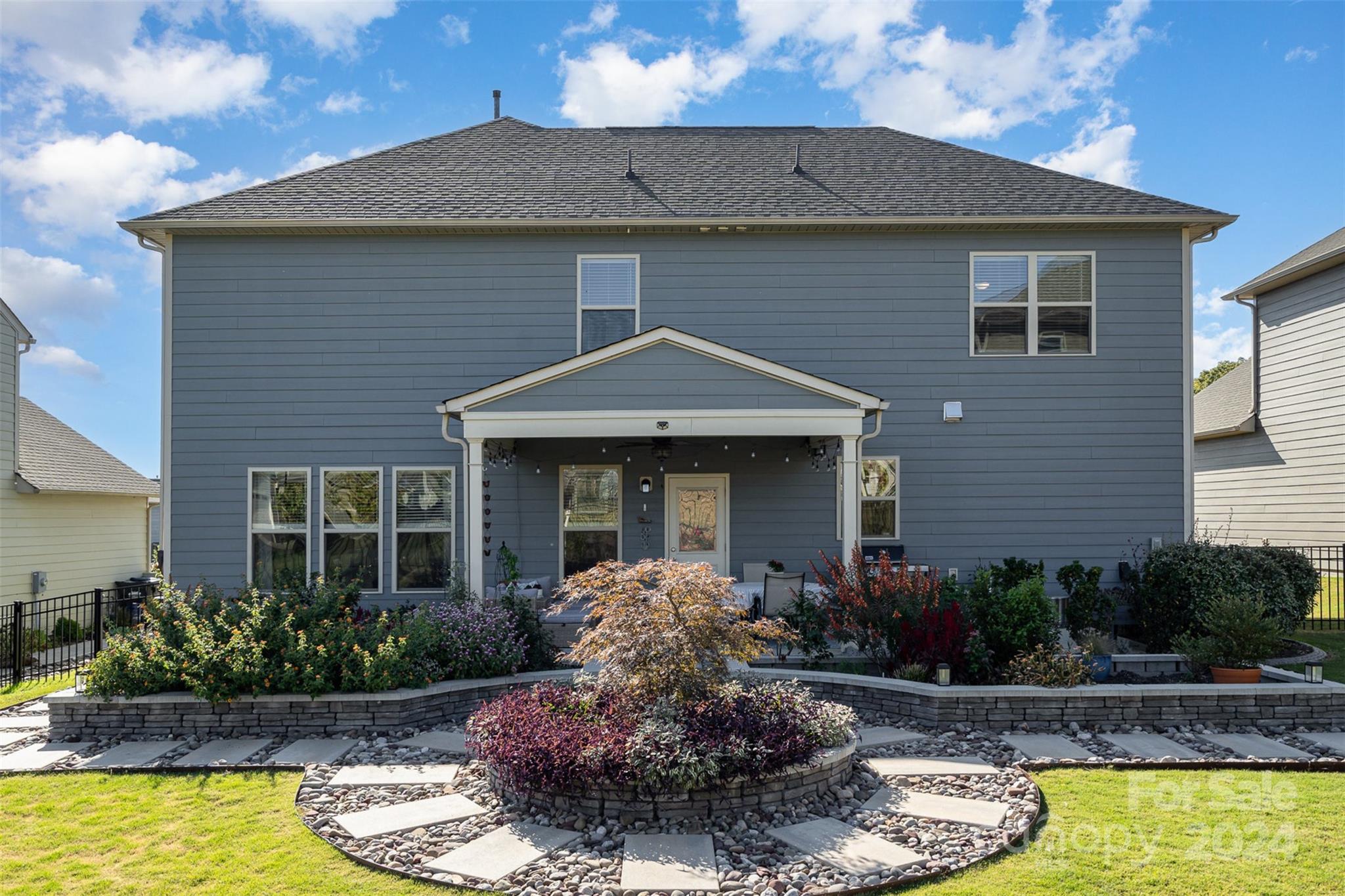 Queensbridge - Residential