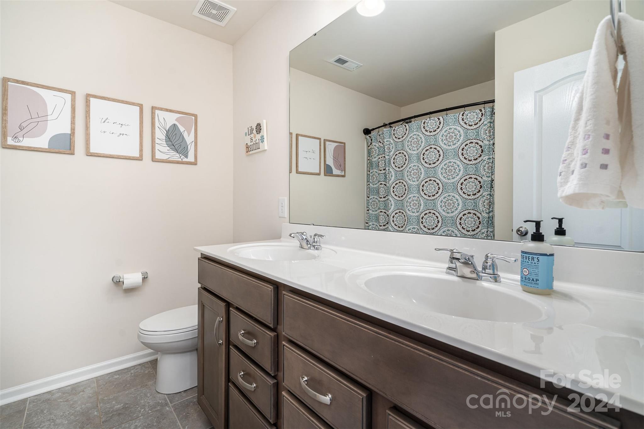 Queensbridge - Residential