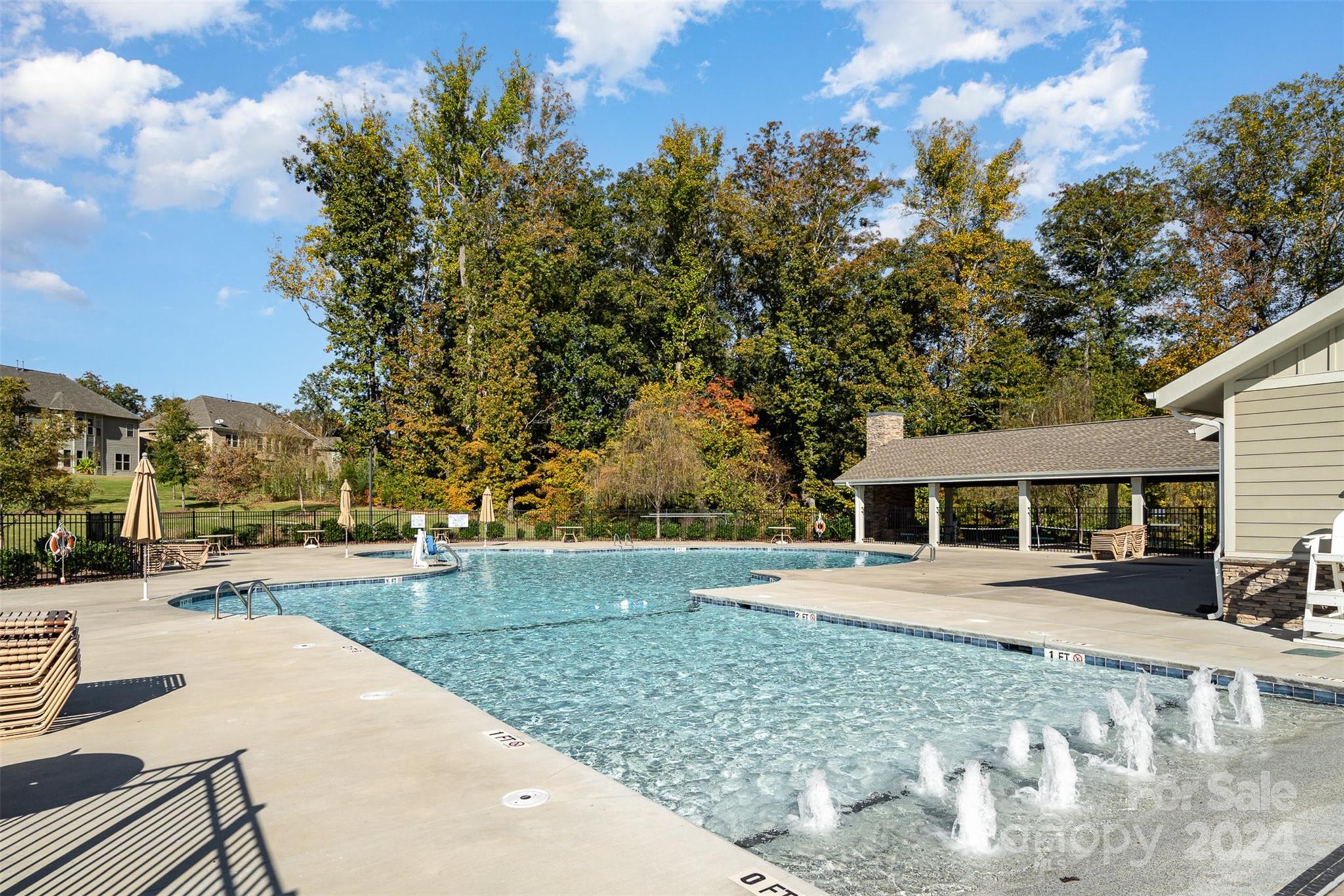 Queensbridge - Residential