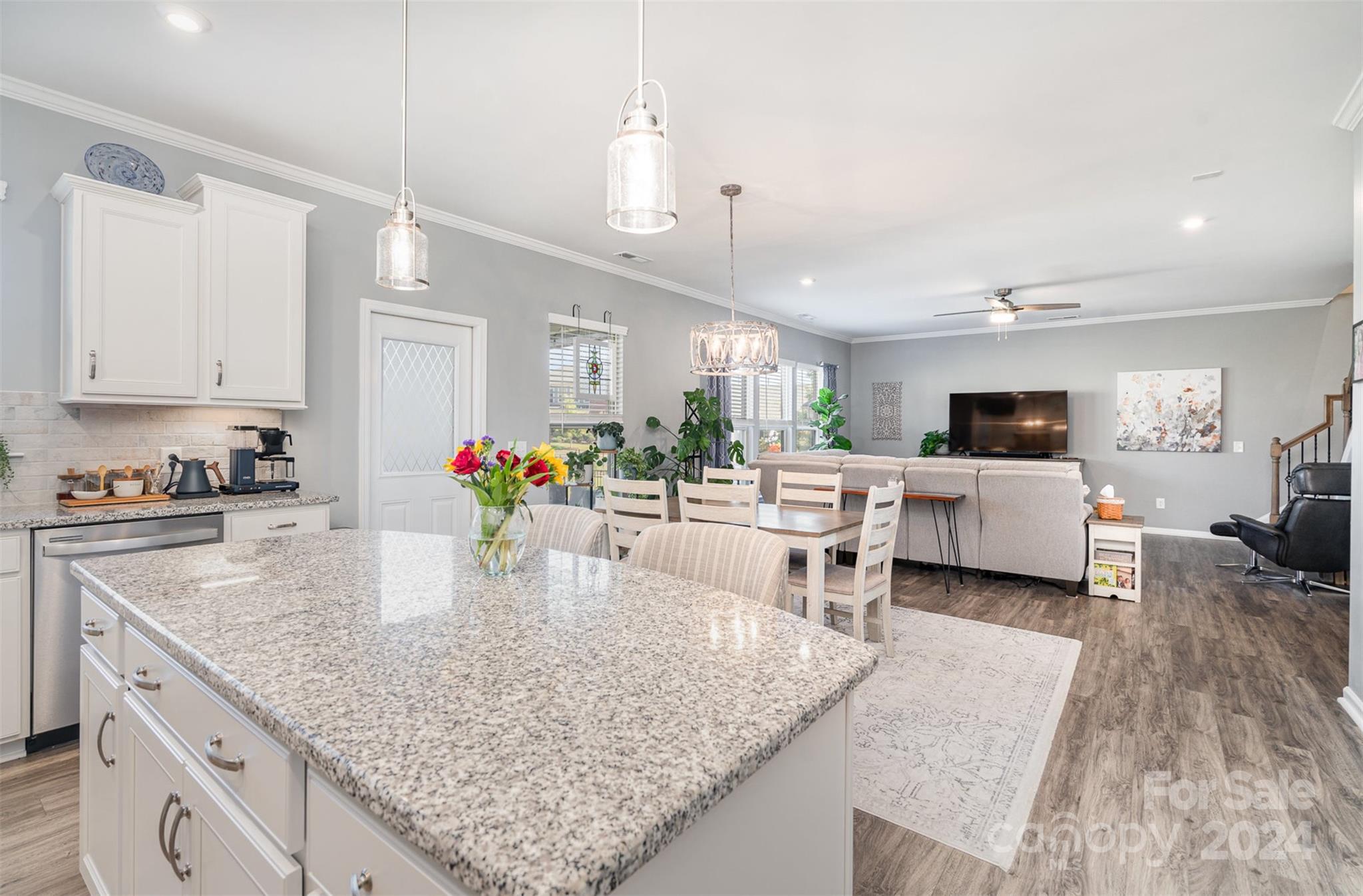 Queensbridge - Residential