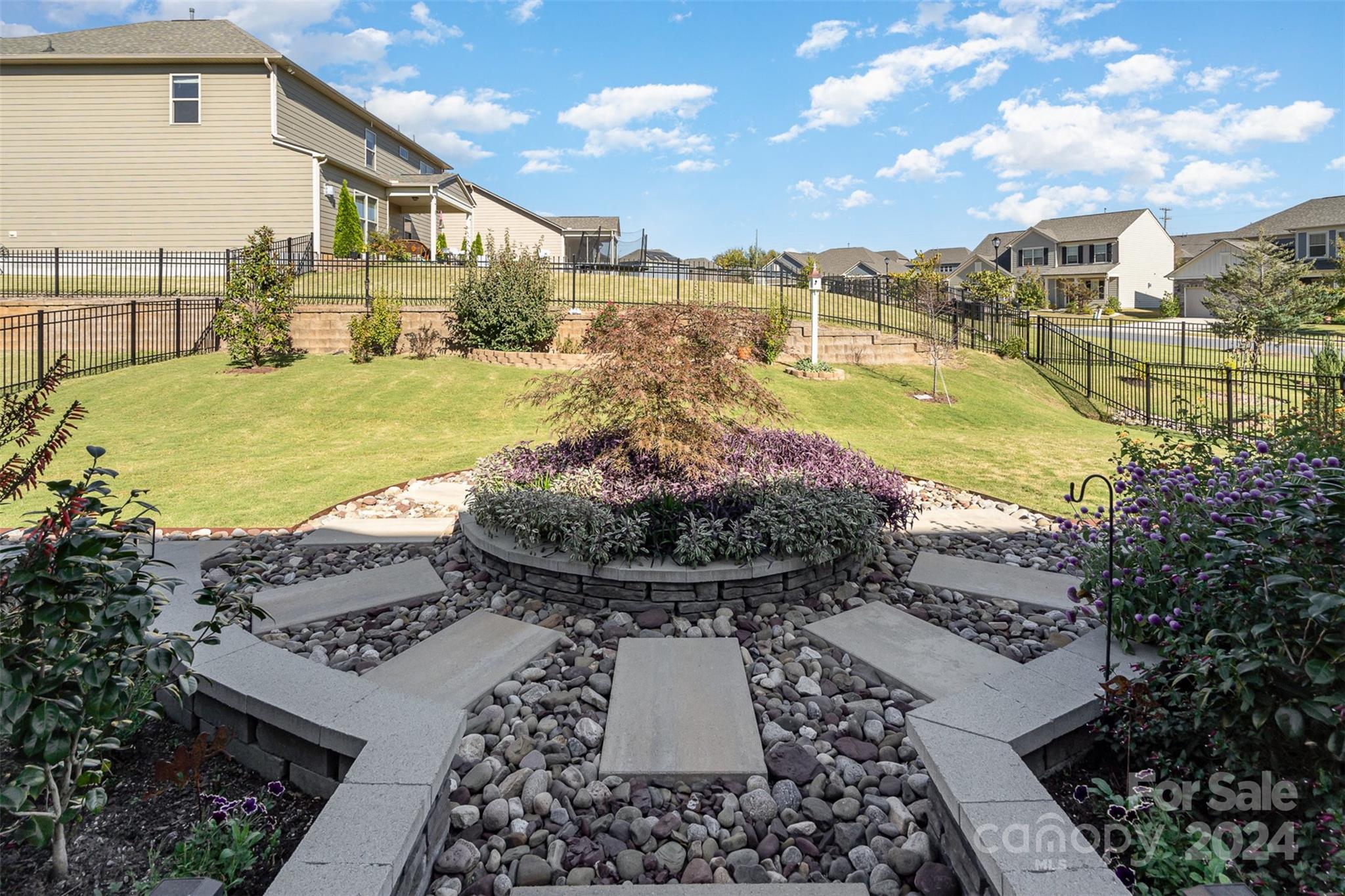 Queensbridge - Residential